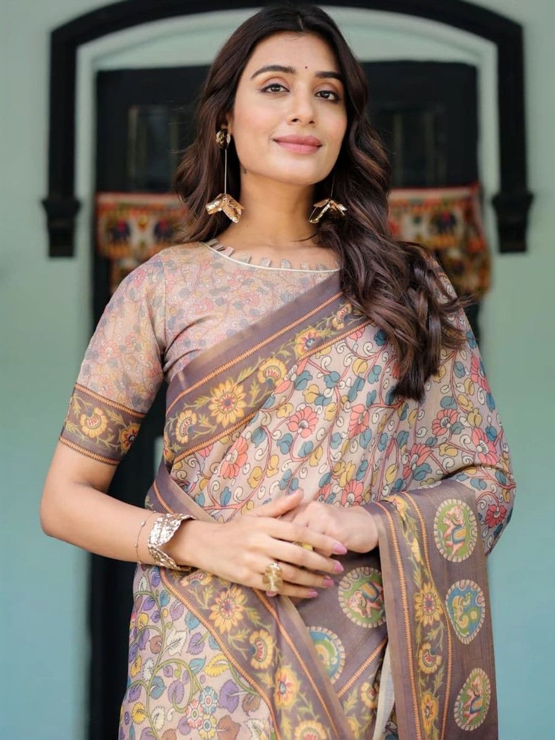 HOUSE OF PRANSHI Kalamkari Linen Blend Jamdani Saree thumbnail 3