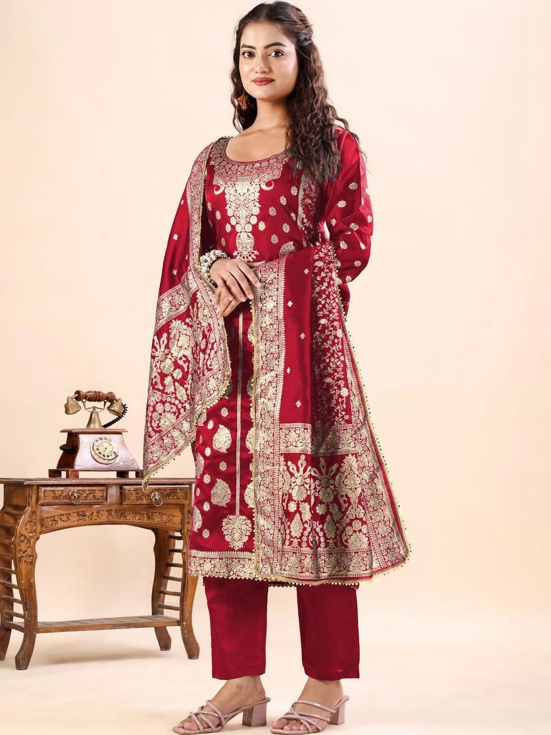 kantuba Art Silk Unstitched Dress Material thumbnail 3