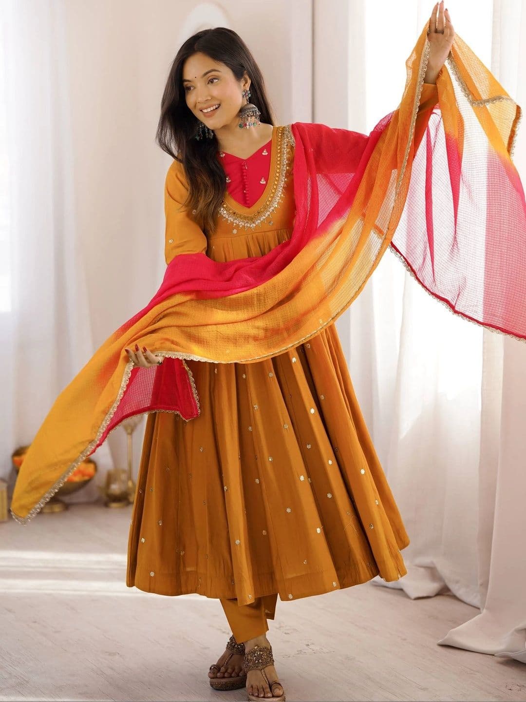 VASTRABELLA Women Empire Sequinned Kurta with Trousers & With Dupatta thumbnail 6