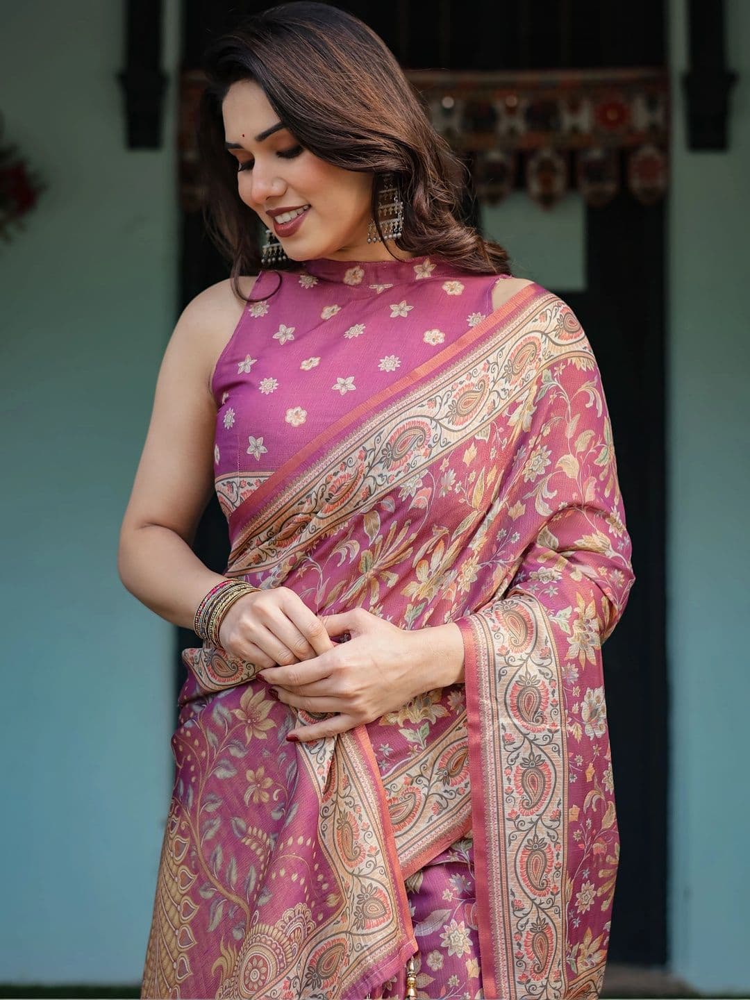 Suha Paisley Art Silk Saree thumbnail 5