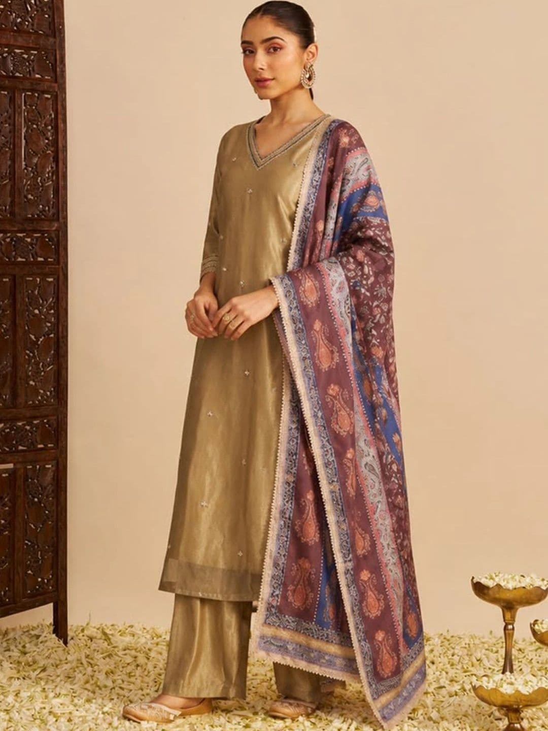 Varanga Women Floral Embroidered Kurta with Trousers & Dupatta - view 1