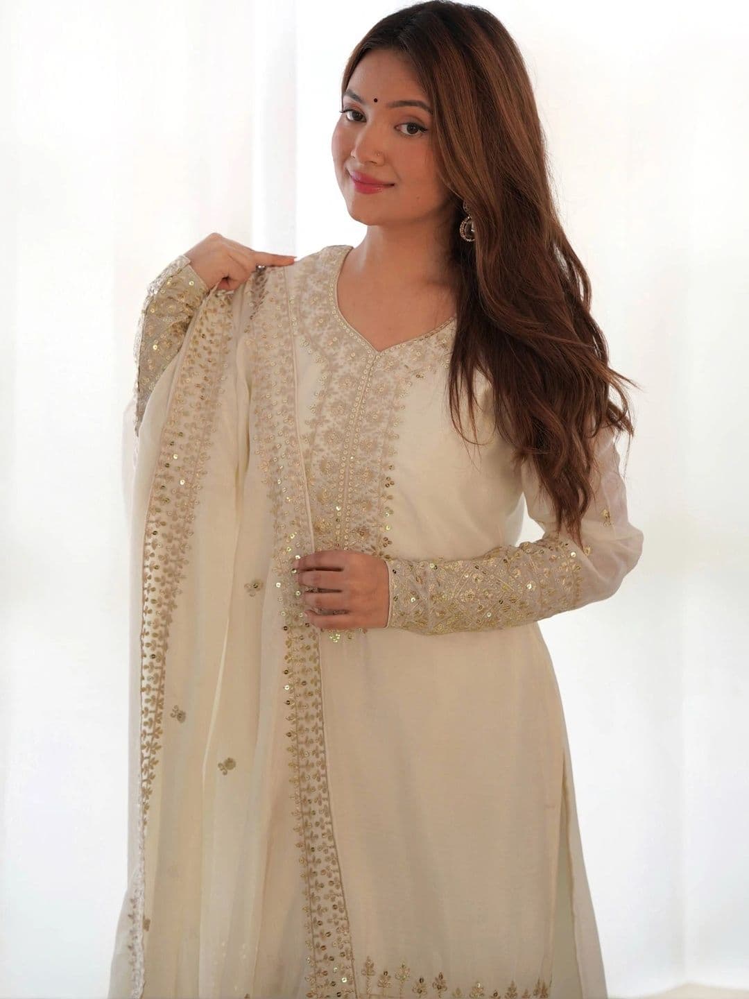 VASTRABELLA Women Ethnic Motifs Embroidered Regular Sequinned Kurta with Trousers & With Dupatta thumbnail 5