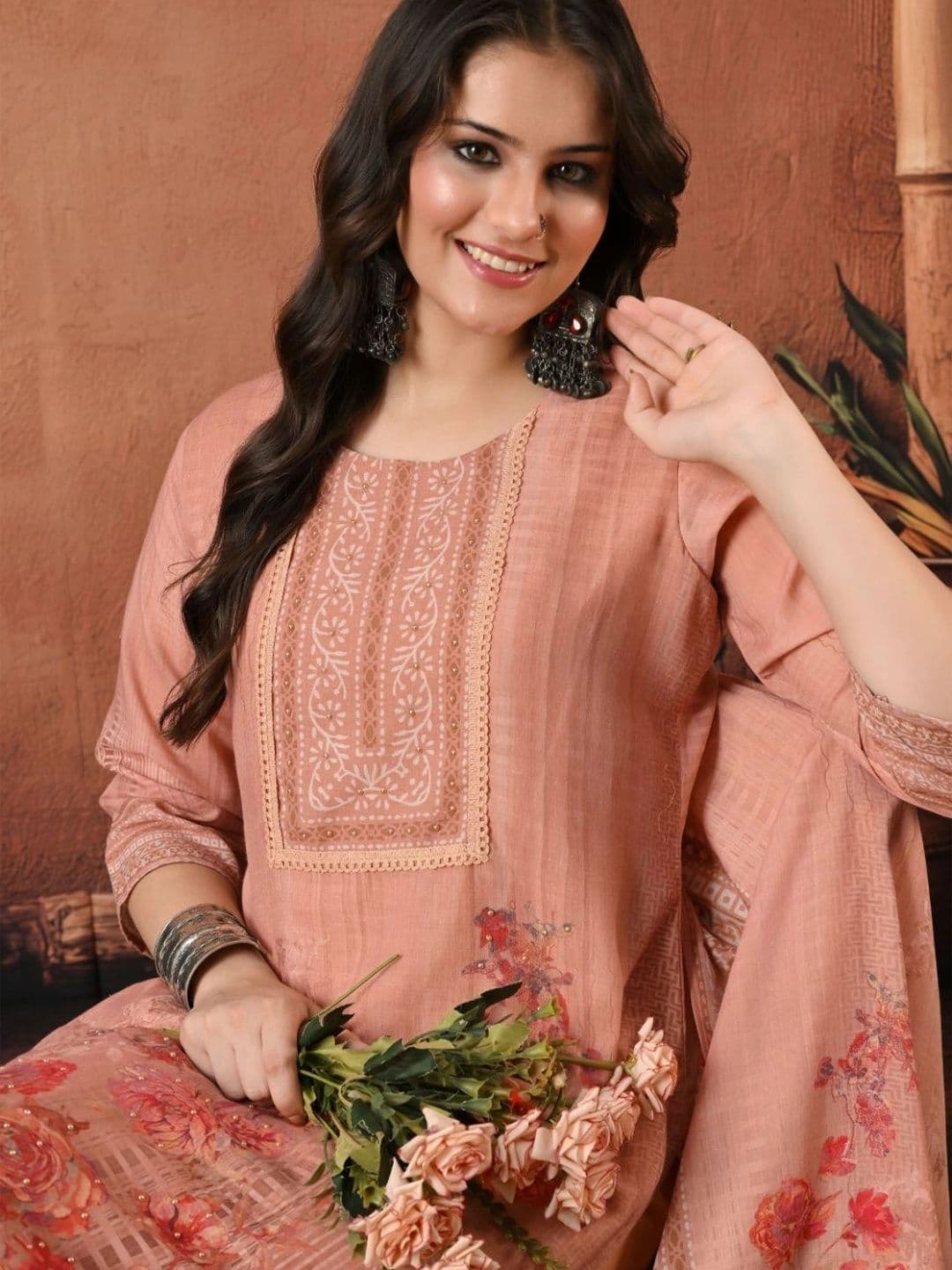 Encourage Women Floral Printed Regular Pure Cotton Kurta with Palazzos & With Dupatta thumbnail 6