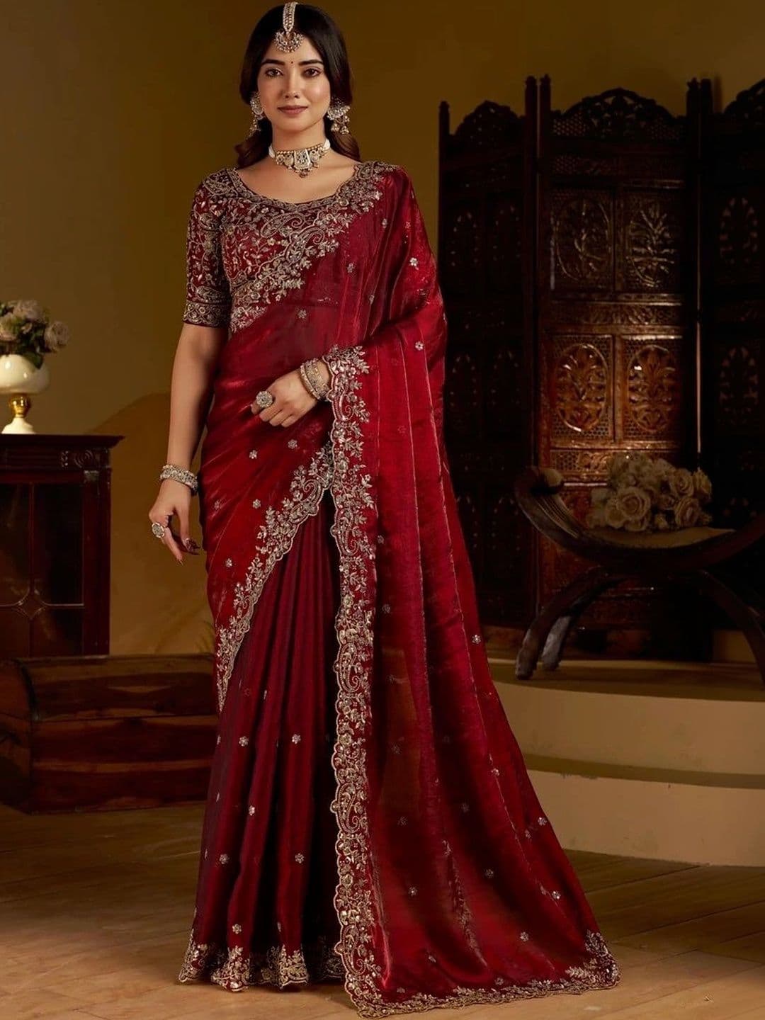 kantuba Floral Embroidered Art Silk Heavy Work Saree thumbnail 7