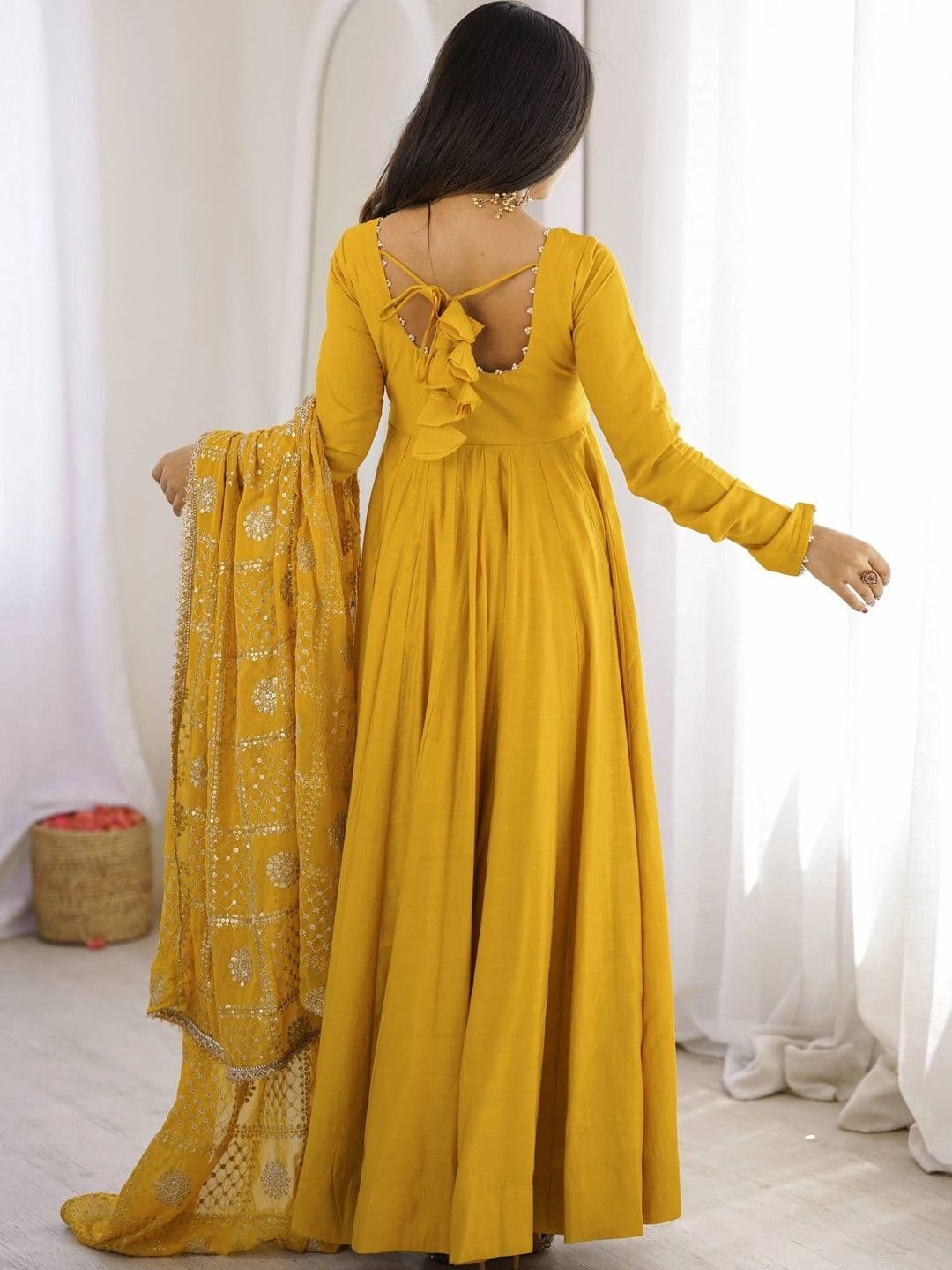 VASTRABELLA Women Empire Chanderi Silk Kurta with Trousers & With Dupatta thumbnail 5