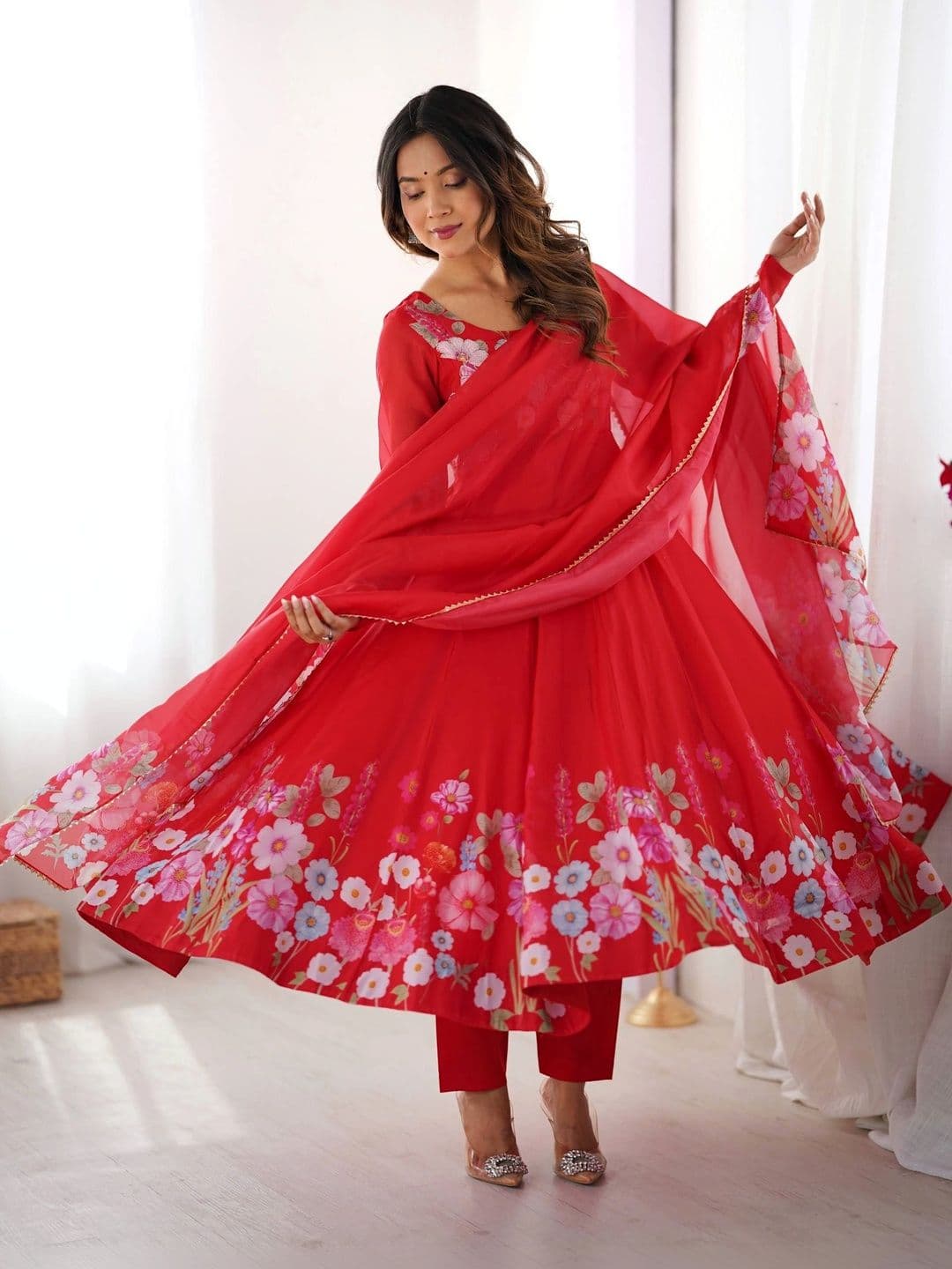 VASTRABELLA Women Floral Printed Regular Kurta with Trousers & With Dupatta thumbnail 7