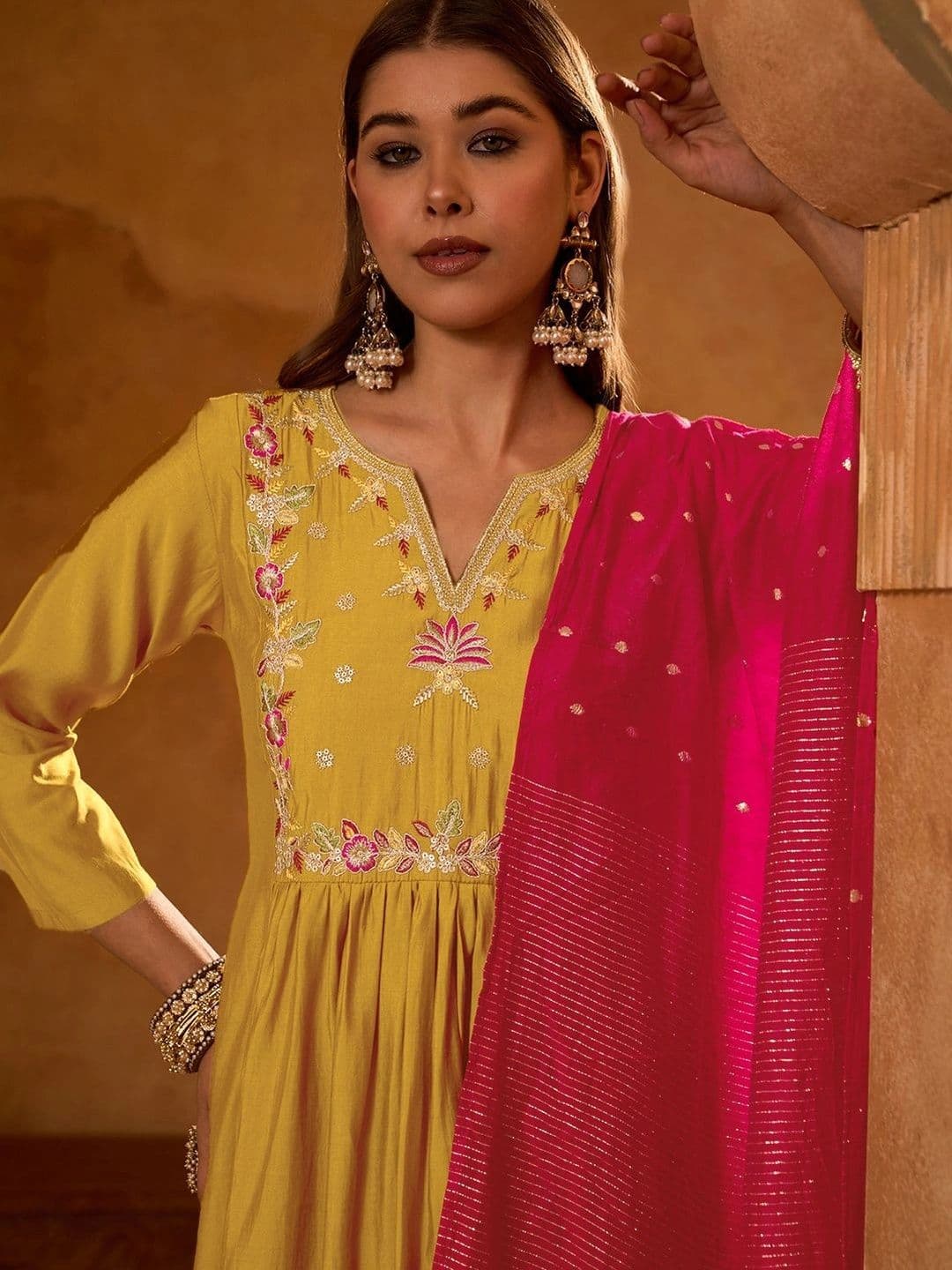SMITSAREE Women Ethnic Motifs Embroidered Empire Thread Work Kurta with Trousers & With Dupatta thumbnail 6