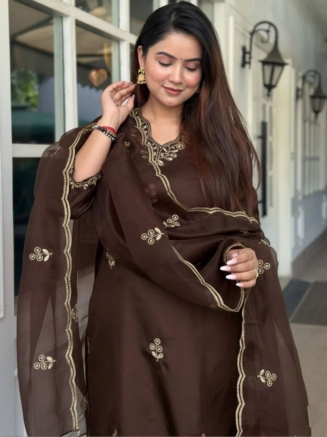 FIC FUSION CULTURE Women Ethnic Motifs Embroidered Regular Thread Work Kurta with Trousers & With Dupatta thumbnail 3