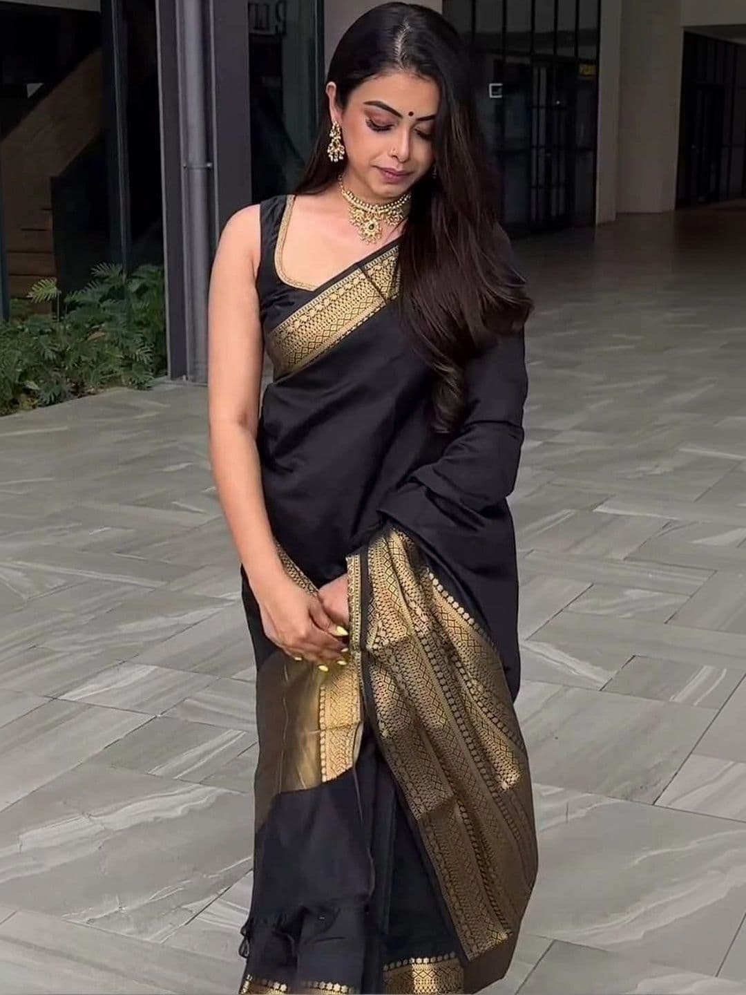 revika Woven Design Zari Art Silk Designer Kanjeevaram Saree thumbnail 5