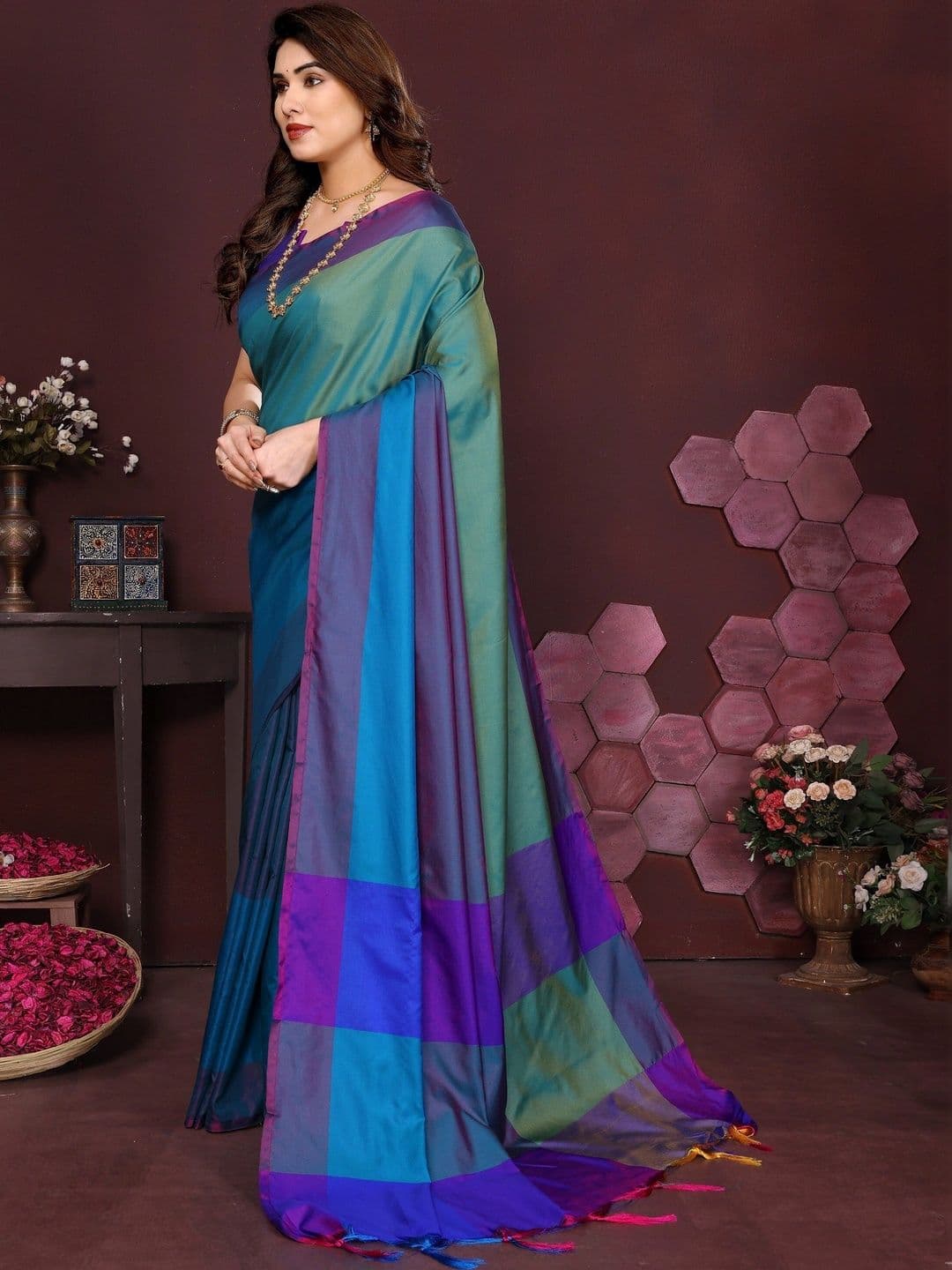 Owee Silk Cotton Designer Saree - view 1
