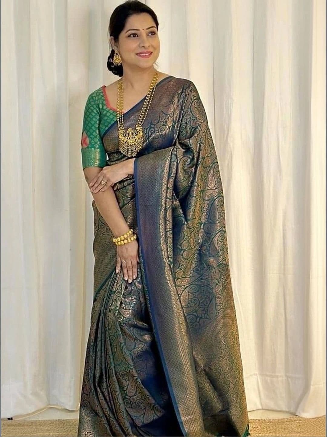 revika Woven Design Zari Art Silk Designer Kanjeevaram Saree thumbnail 2