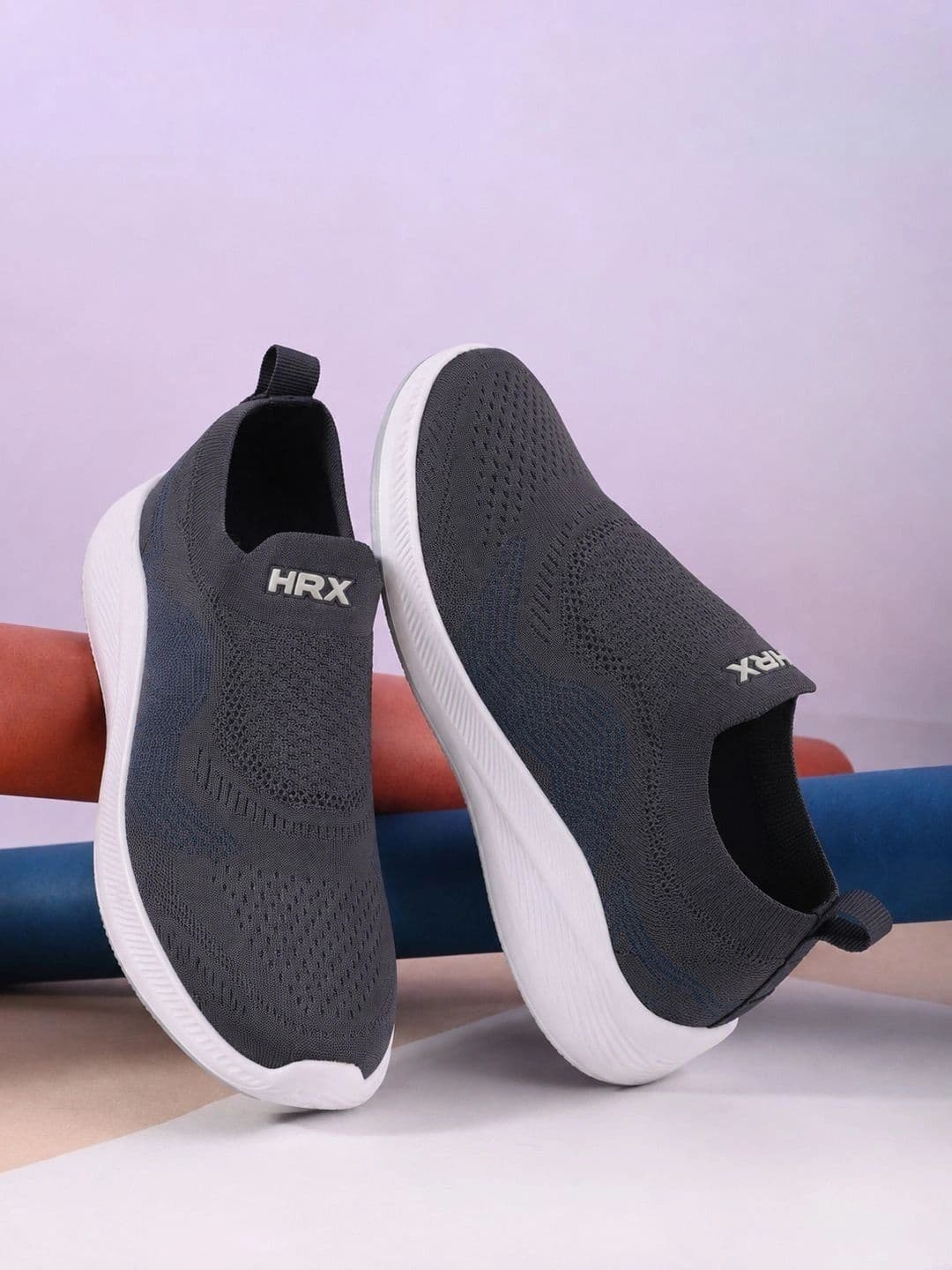 HRX by Hrithik Roshan Men Textured Sneakers - view 1