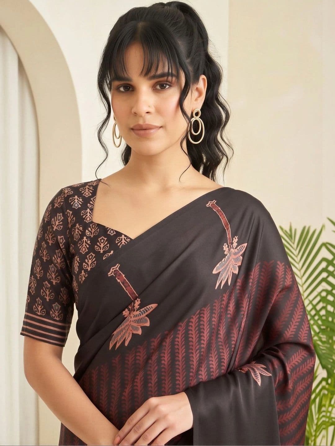 Saree mall Ethnic Motifs Silk Blend Designer Block Print Sarees thumbnail 6