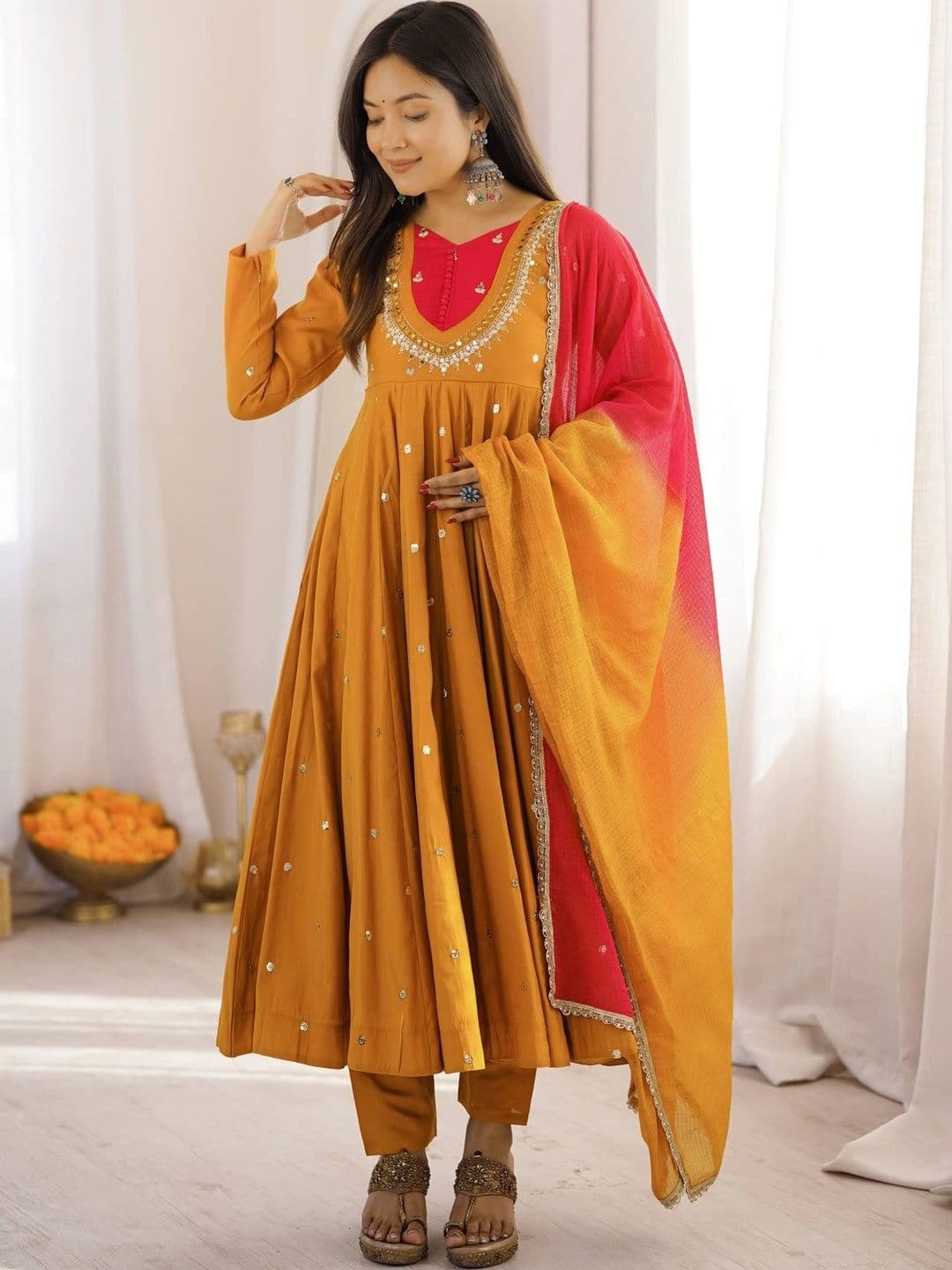 VASTRABELLA Women Empire Sequinned Kurta with Trousers & With Dupatta thumbnail 5