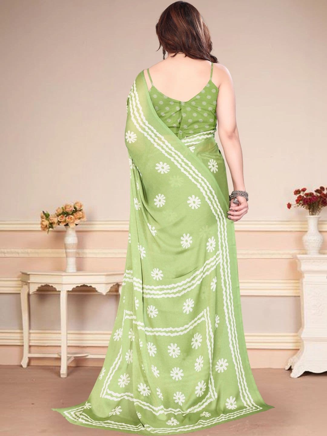Owee Floral Pure Chiffon Designer Saree thumbnail 2