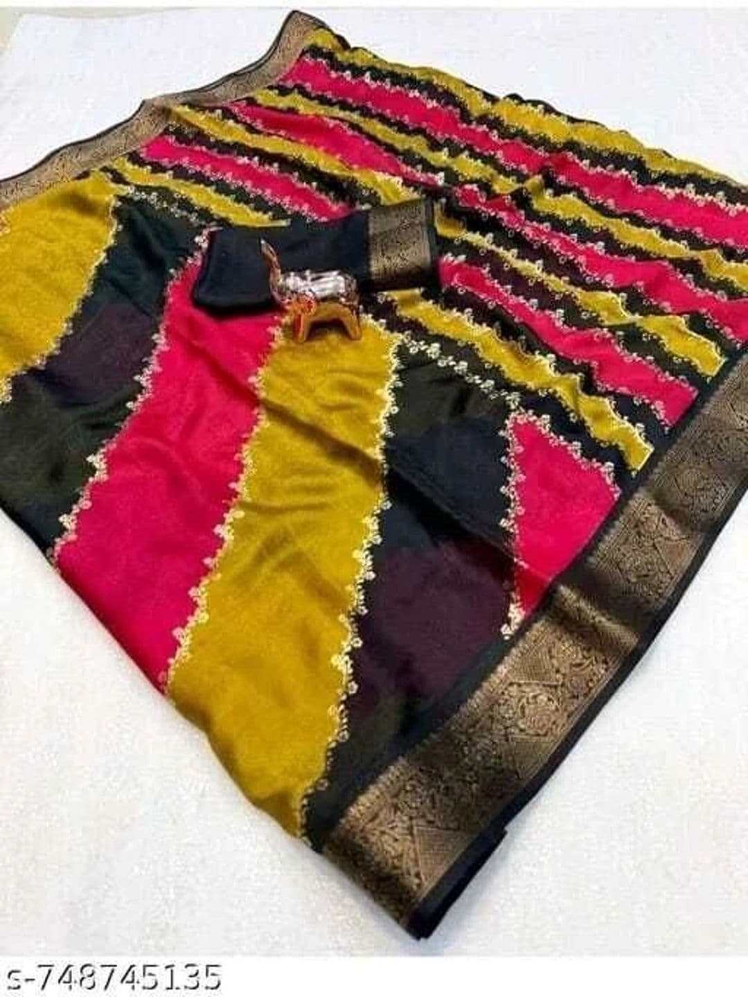 Owee Leheriya Zari Silk Blend Designer Saree thumbnail 3