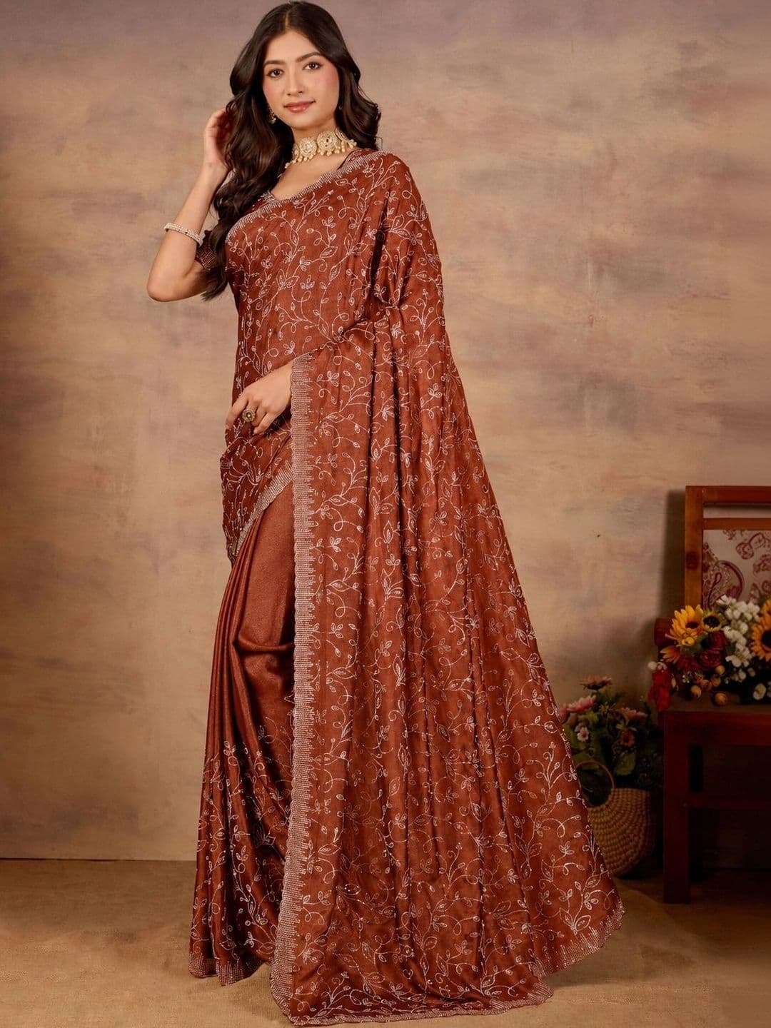 Looootnest Embroidered Pure Georgette Saree - view 1