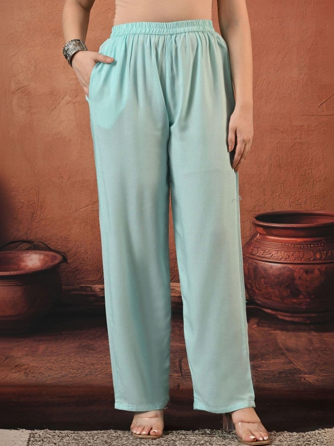 Encourage Women Floral Printed Regular Kurta with Palazzos & With Dupatta thumbnail 5
