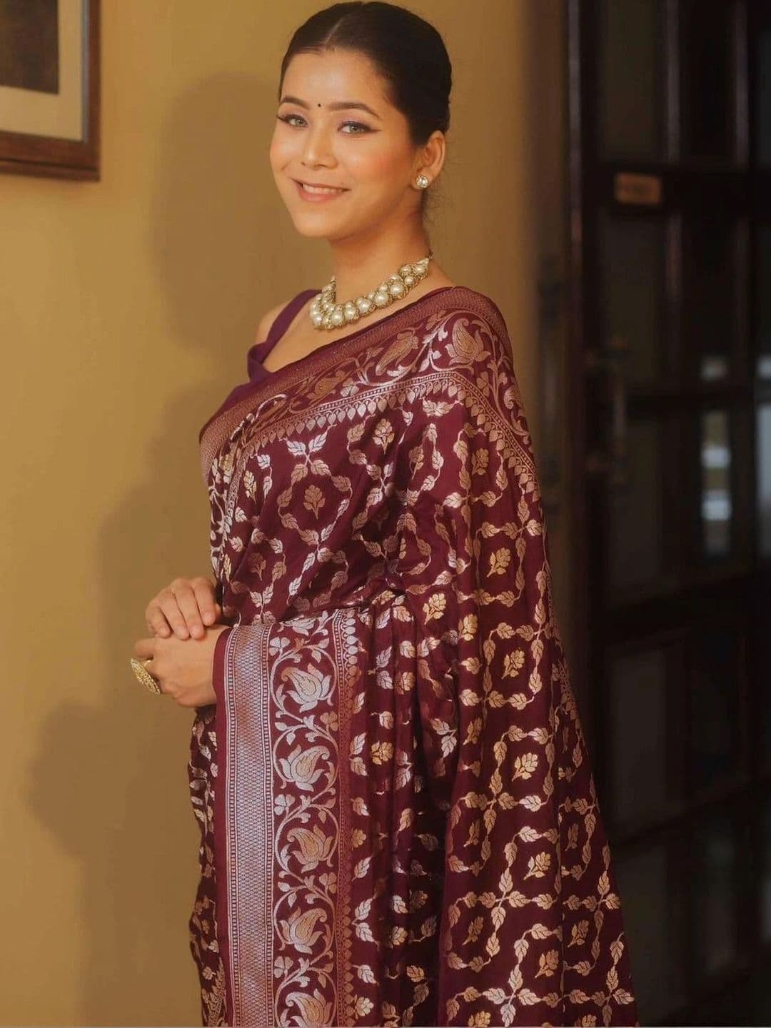 revika Woven Design Zari Art Silk Designer Kanjeevaram Saree thumbnail 2