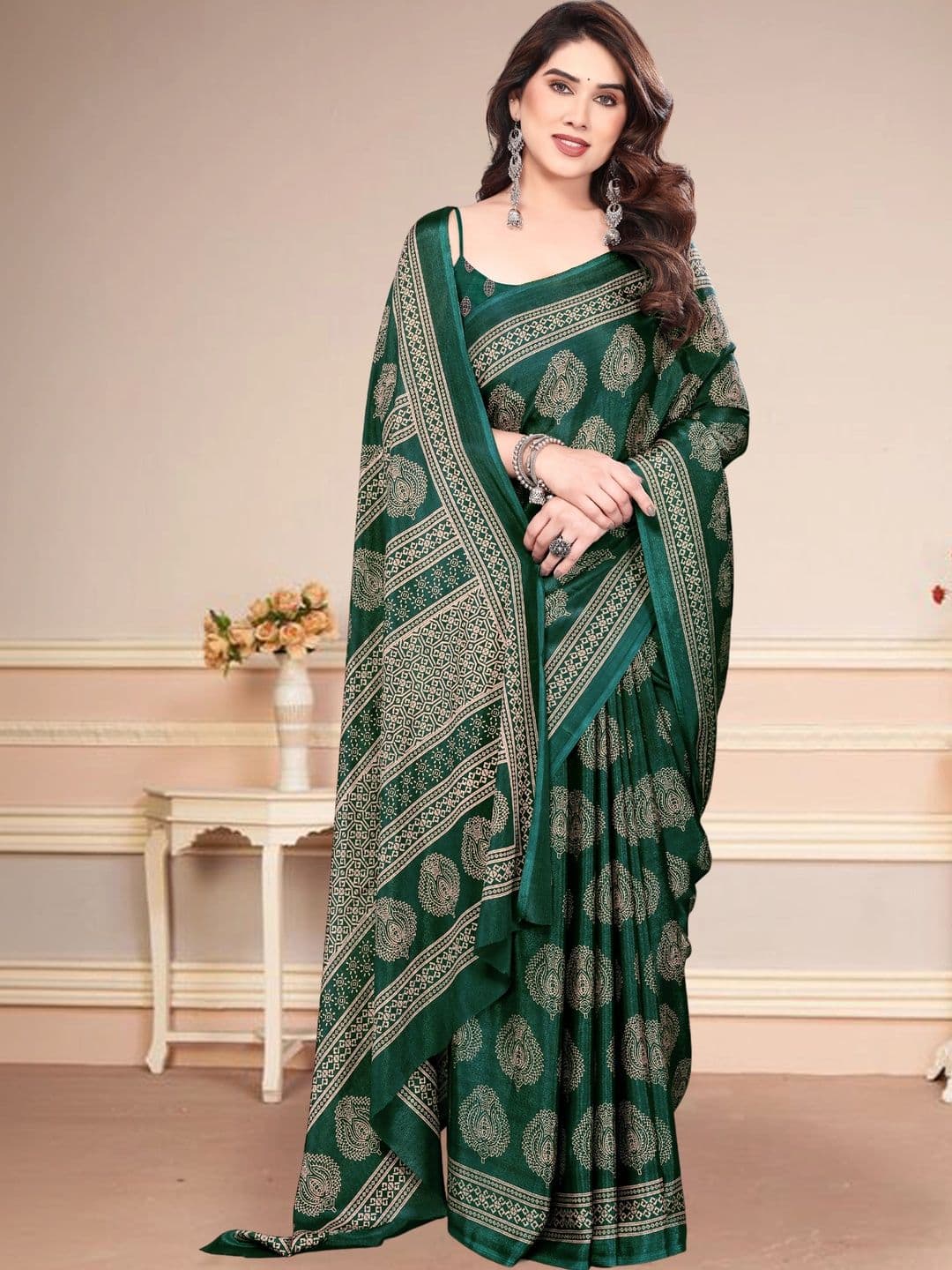 Owee Paisley Pure Chiffon Designer Saree - view 1