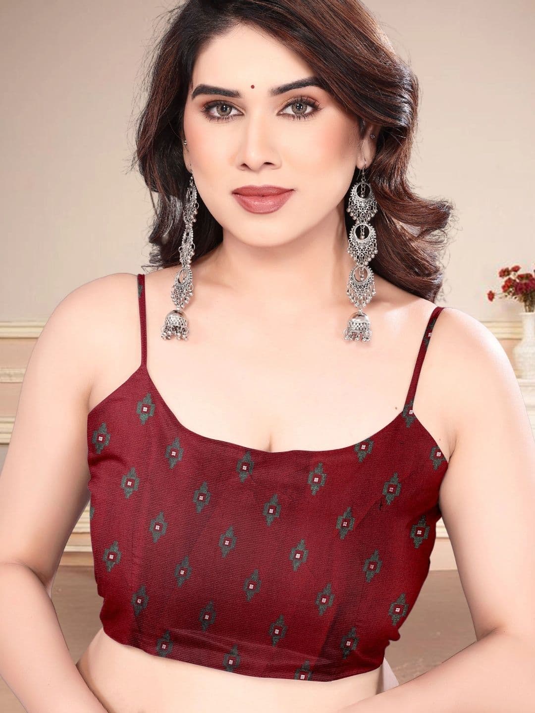 Owee Floral Pure Chiffon Designer Saree thumbnail 2