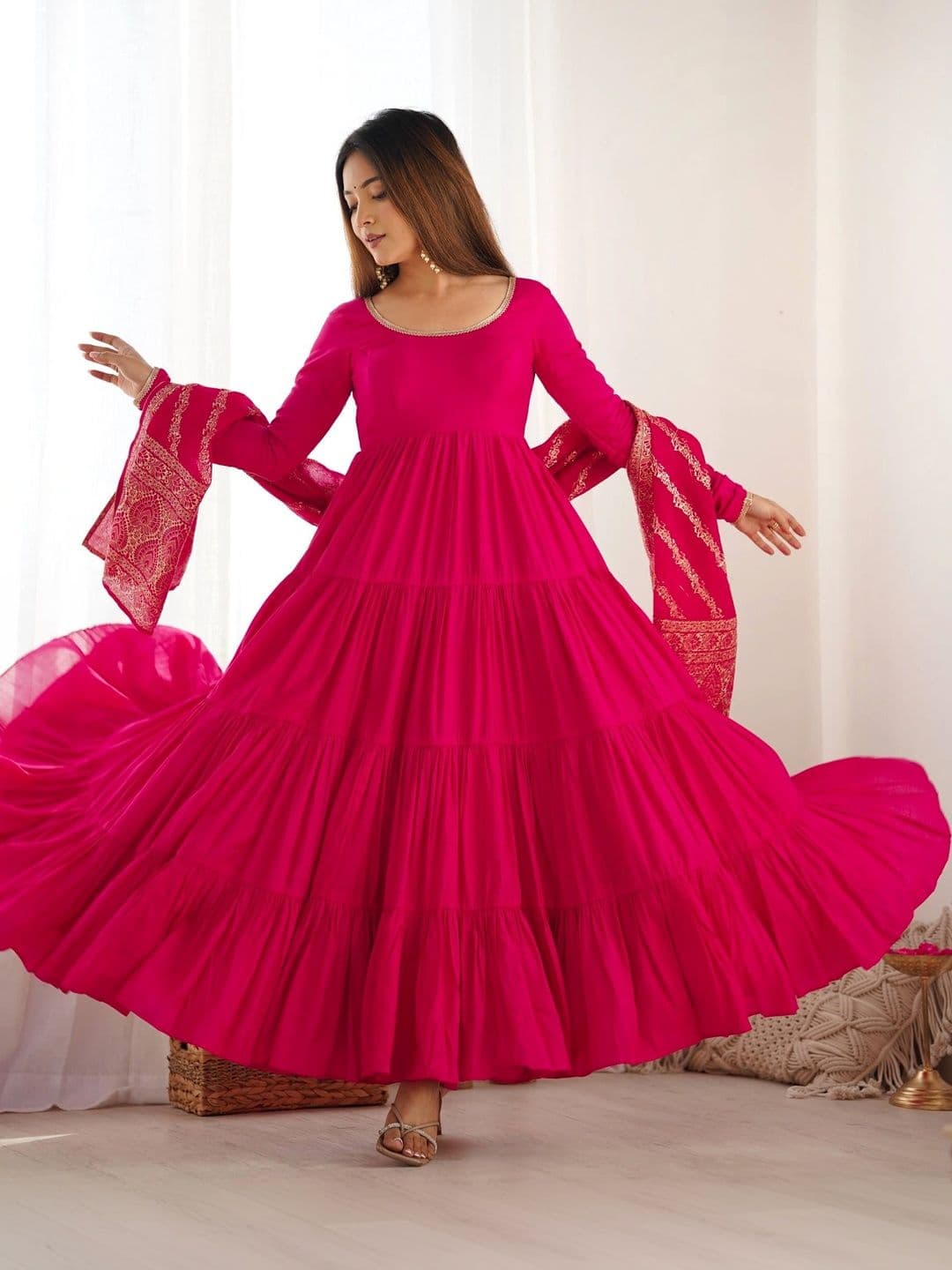VASTRABELLA Women Tiered Chanderi Silk Kurta With Dupatta thumbnail 7