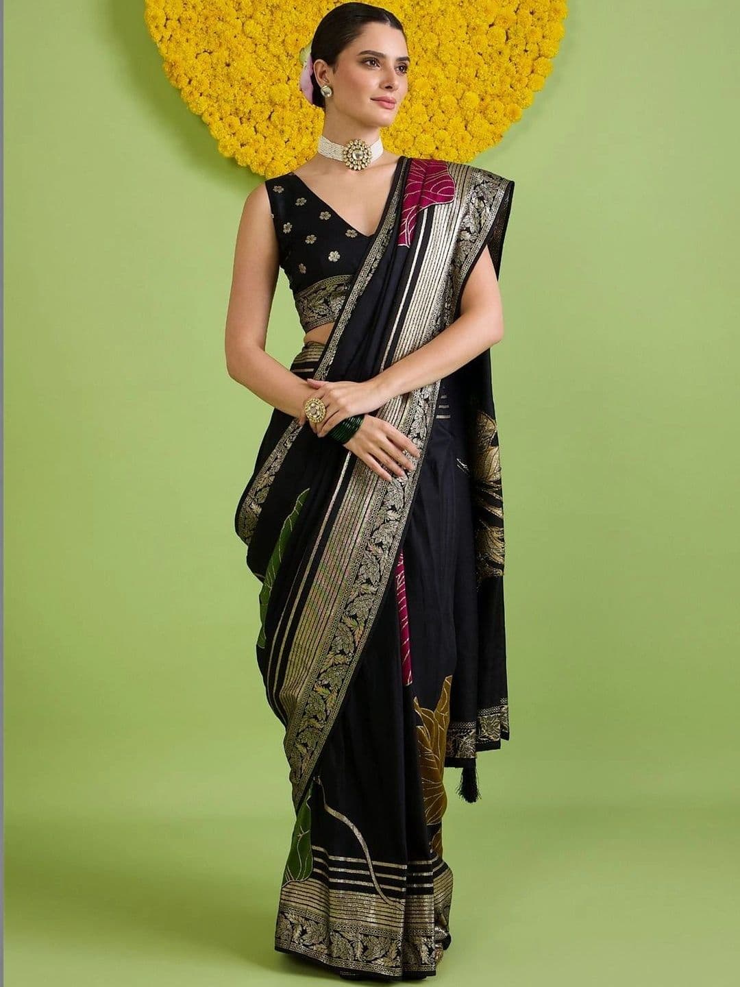 Saree mall Woven Design Zari Silk Blend Designer Banarasi Sarees thumbnail 3