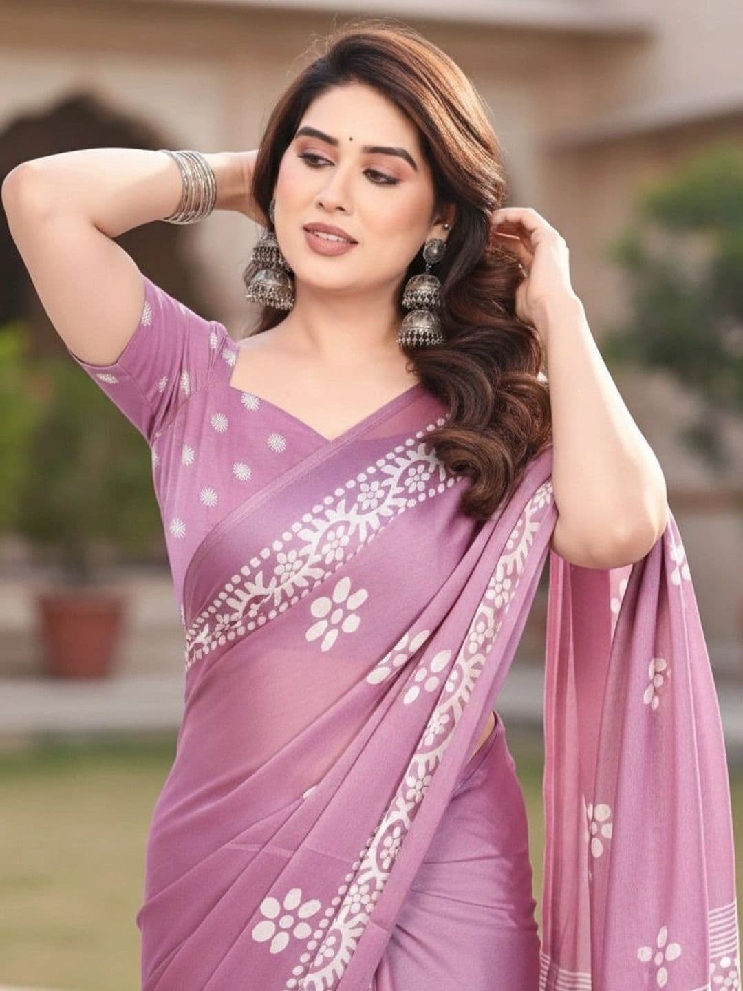 Owee Floral Pure Chiffon Designer Saree thumbnail 2