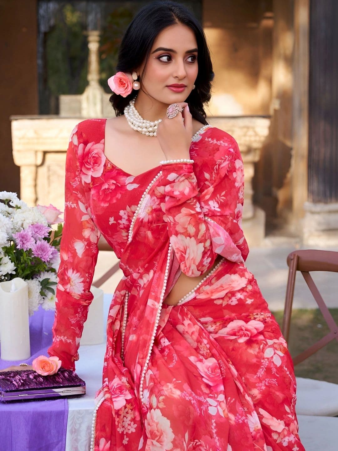 Mitera Floral Pure Georgette Saree thumbnail 2