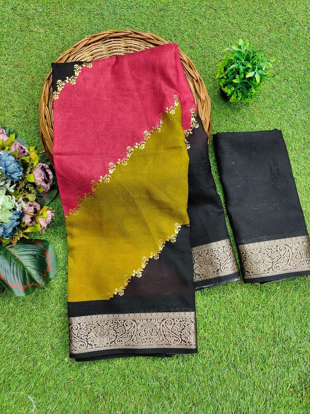 Owee Striped Zari Silk Blend Designer Saree thumbnail 5