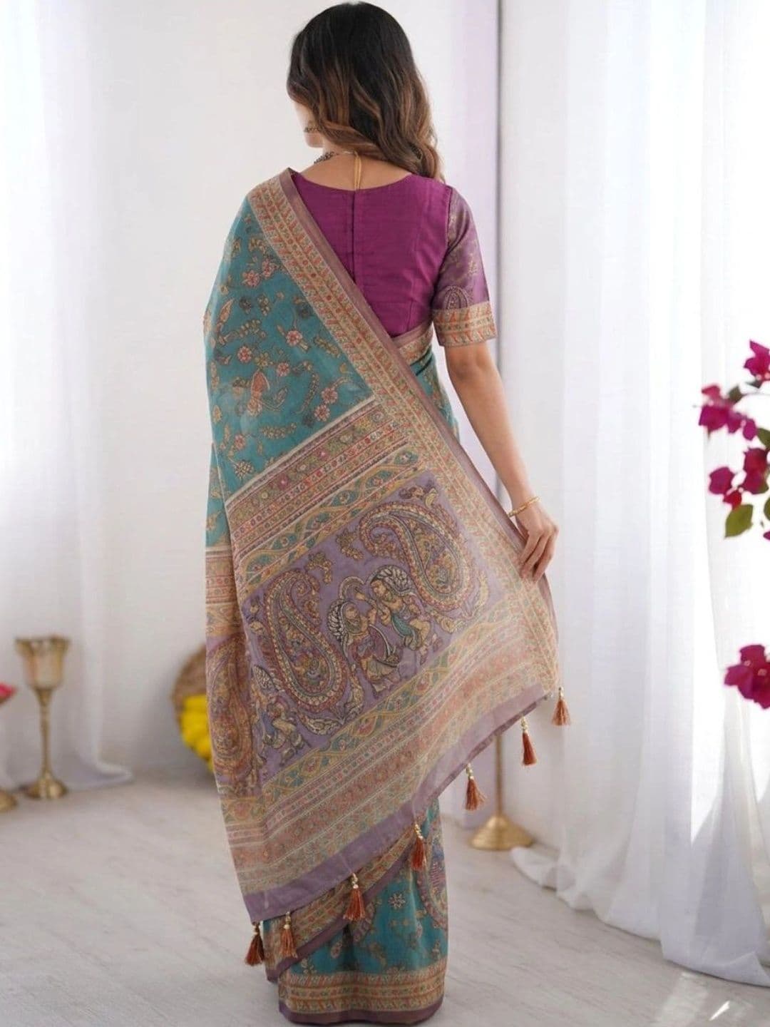 HOUSE OF PRANSHI Floral Linen Blend Jamdani Saree thumbnail 2