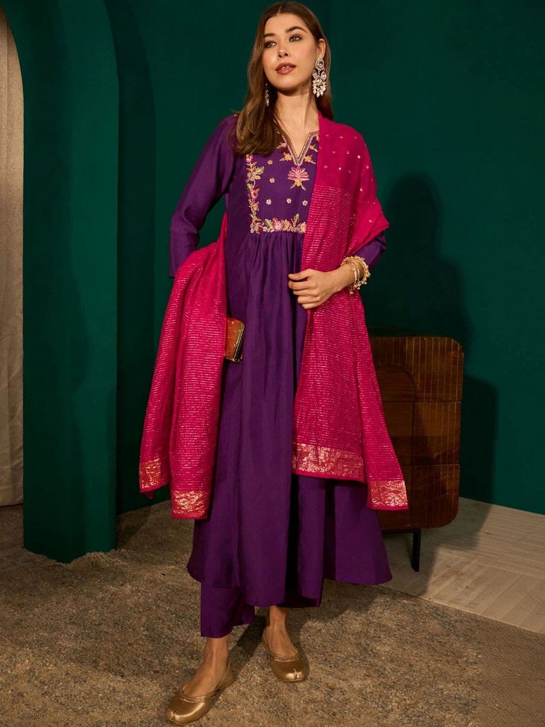 SMITSAREE Women Ethnic Motifs Embroidered Empire Thread Work Kurta with Palazzos & With Dupatta - view 1