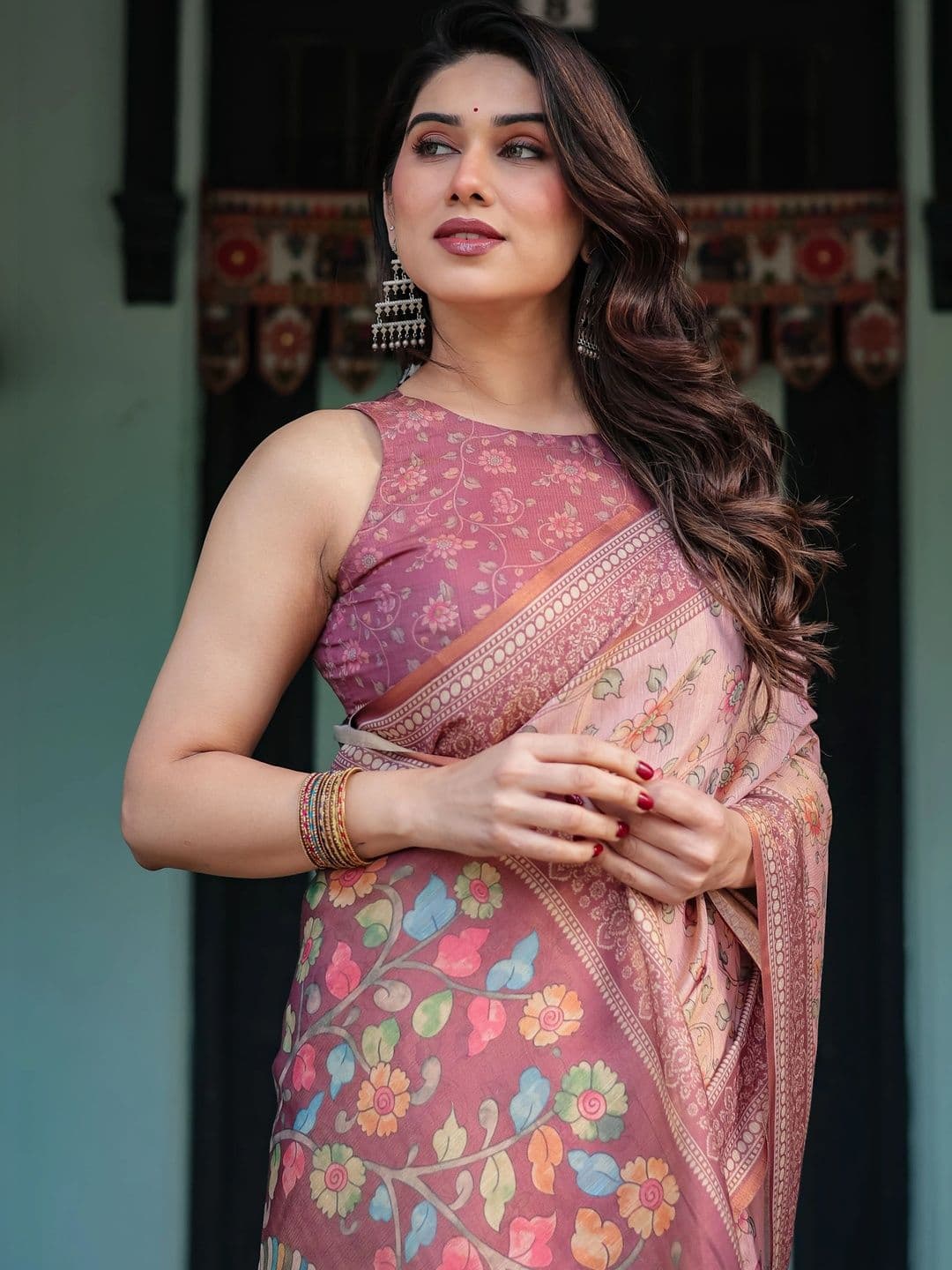 Suha Floral Art Silk Saree thumbnail 6