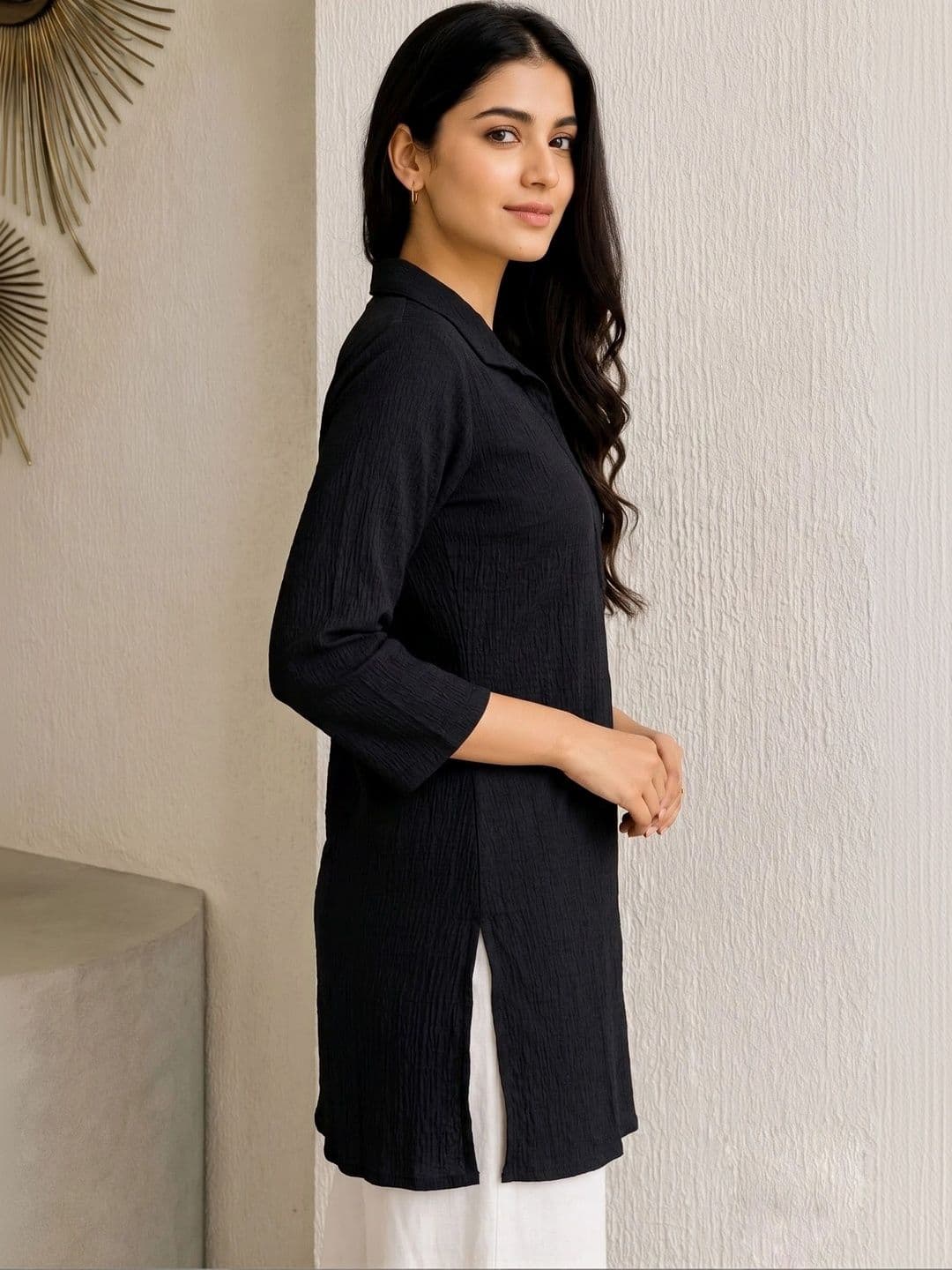 Kasendra Women Kurta thumbnail 4