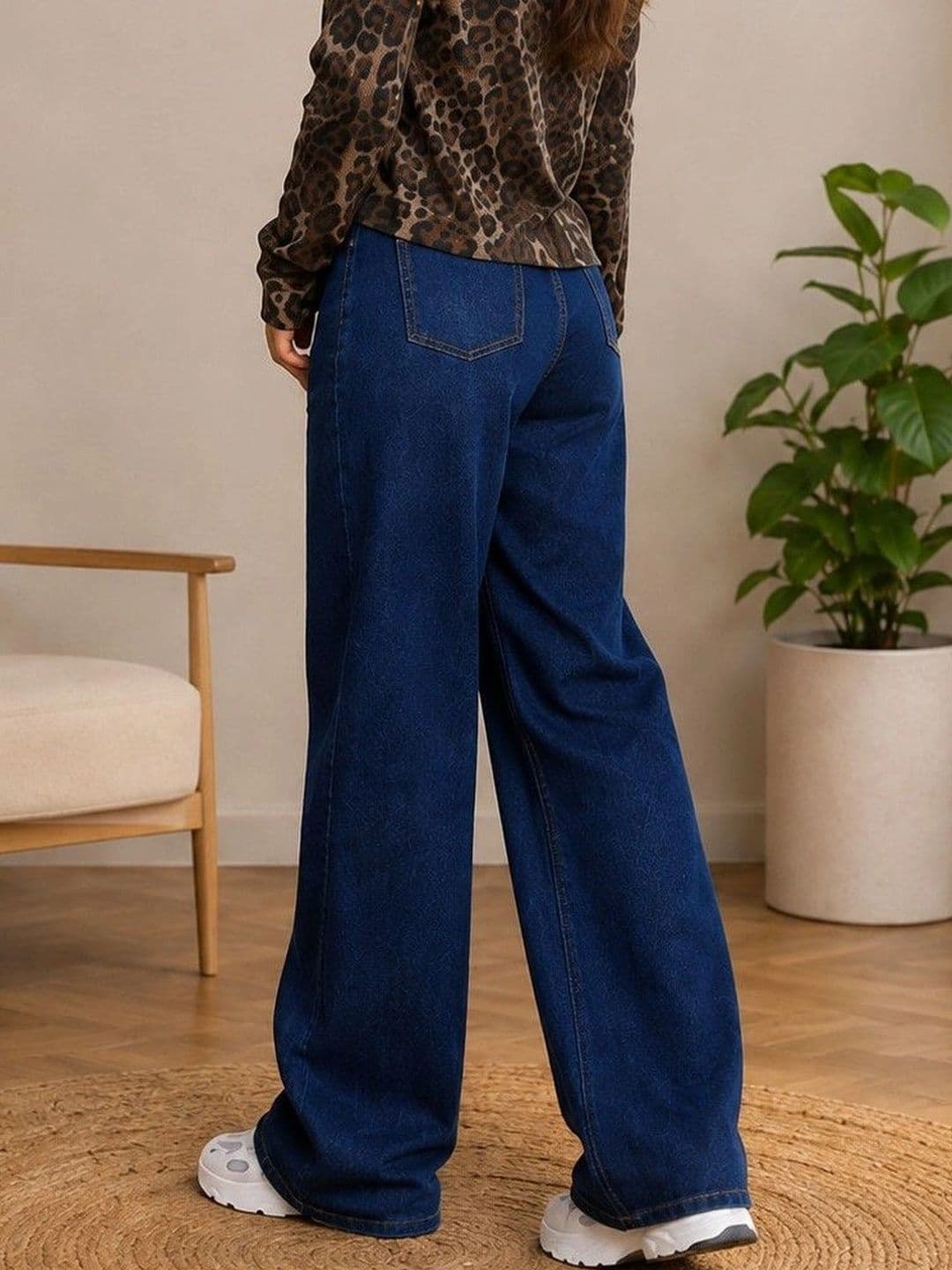 DENIMLOOK Women Flared High-Rise Jeans thumbnail 4