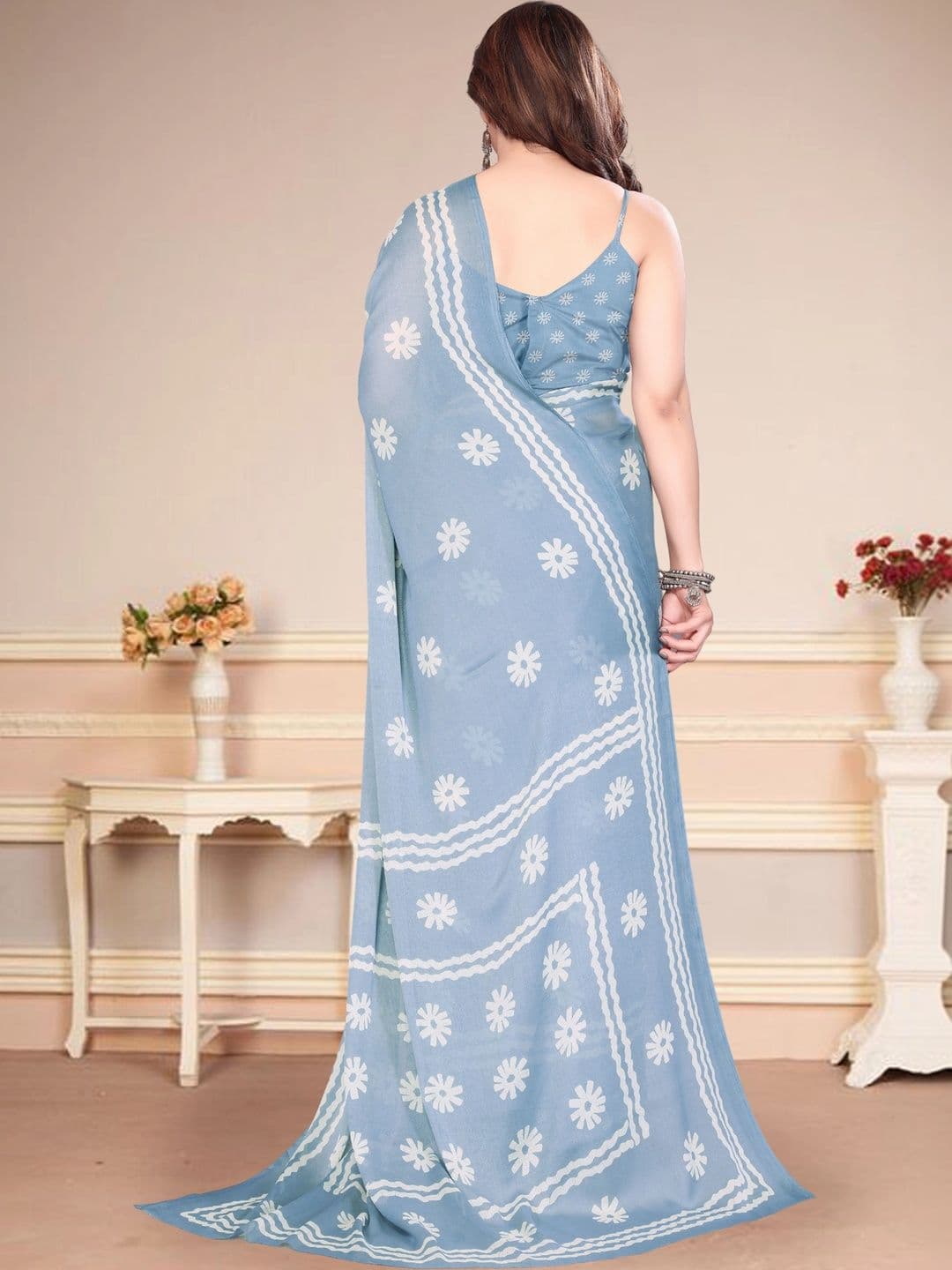Owee Floral Pure Chiffon Designer Saree thumbnail 5