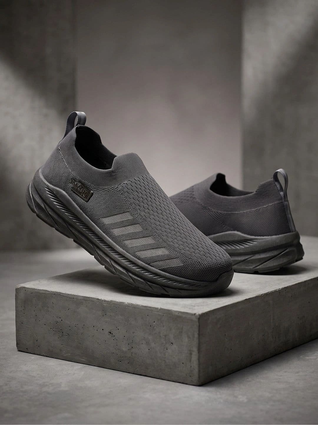 Liberty Men Textile Running Shoes - view 1