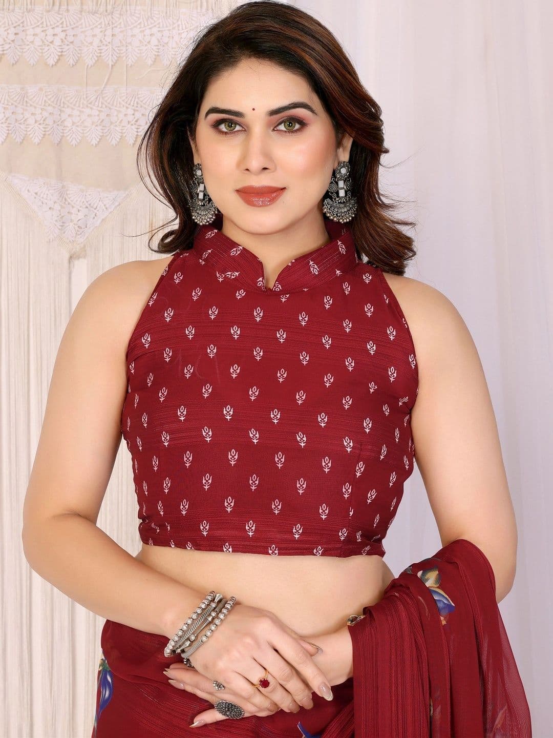 Owee Floral Zari Pure Chiffon Designer Saree thumbnail 4