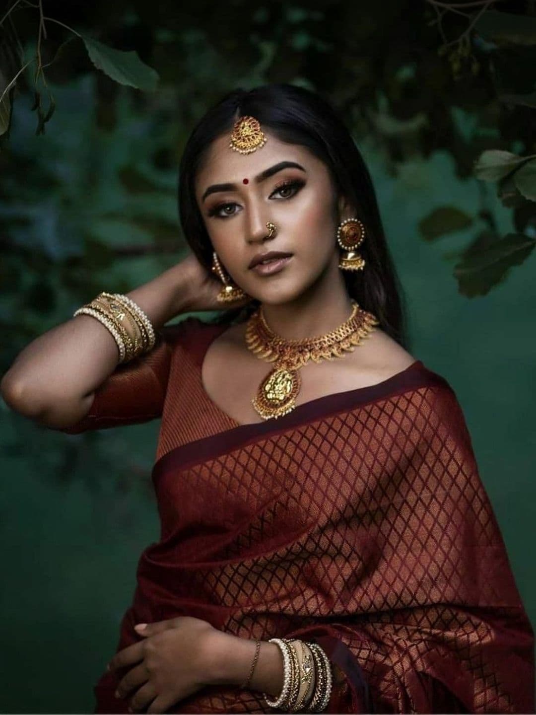revika Woven Design Zari Art Silk Designer Kanjeevaram Saree thumbnail 5