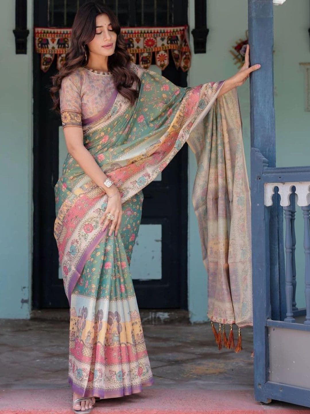 HOUSE OF PRANSHI Paisley Linen Blend Jamdani Saree thumbnail 2