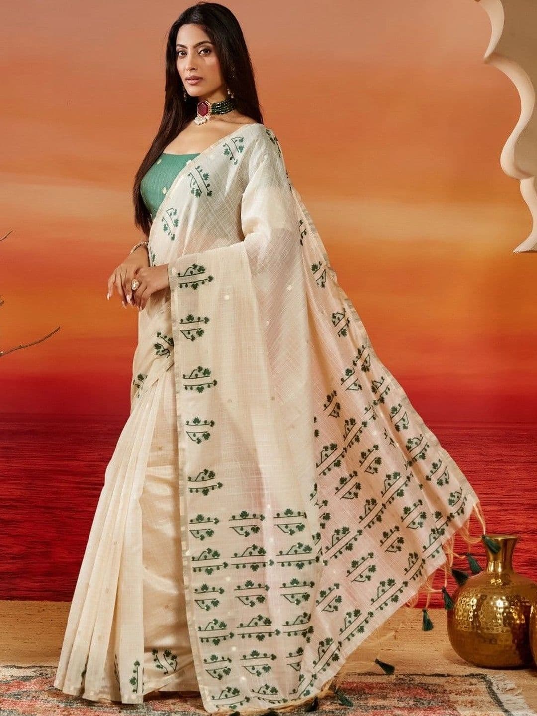 kasee Floral Zari Pure Cotton Designer Saree thumbnail 6