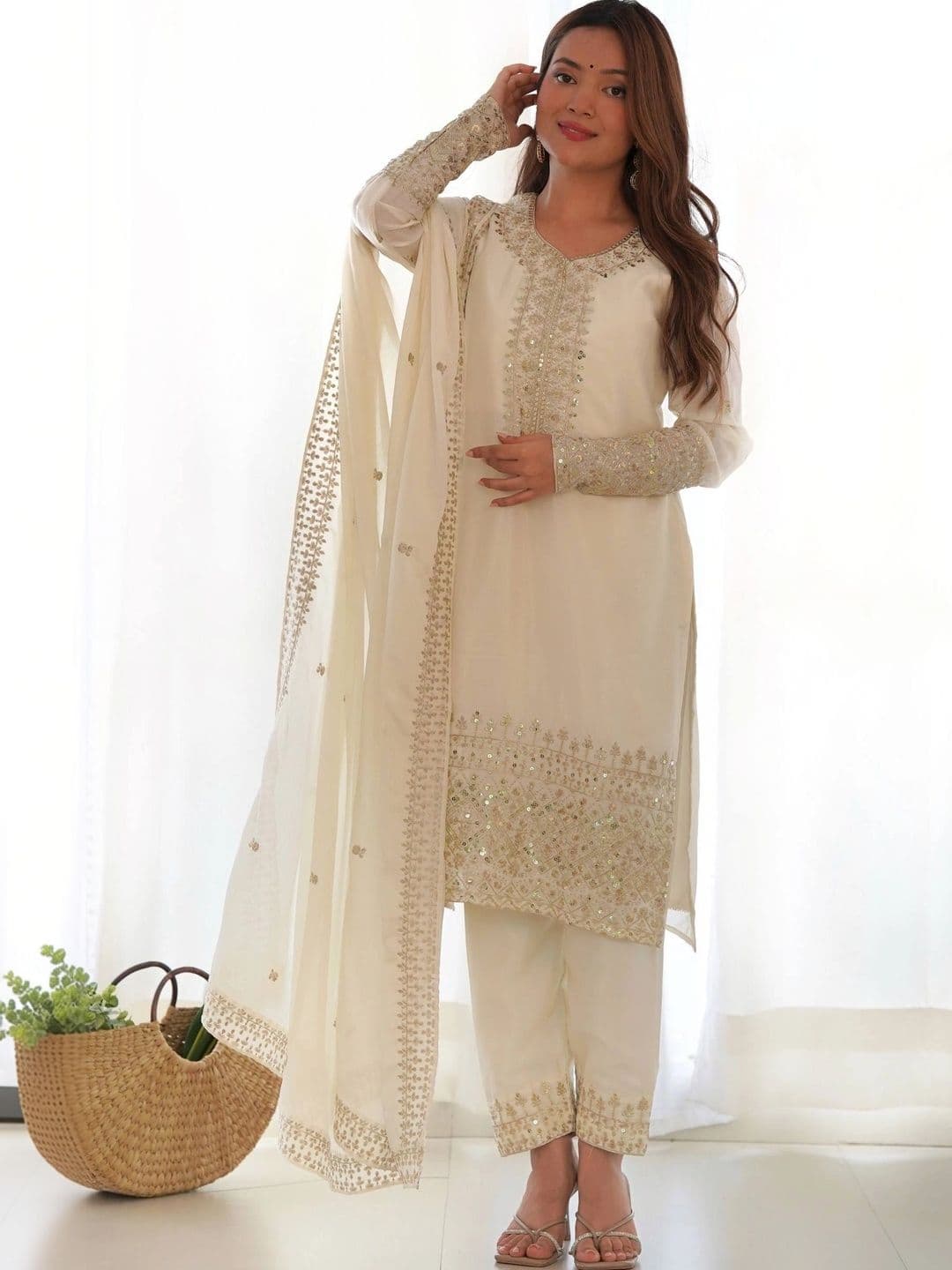 VASTRABELLA Women Ethnic Motifs Embroidered Regular Sequinned Kurta with Trousers & With Dupatta thumbnail 6