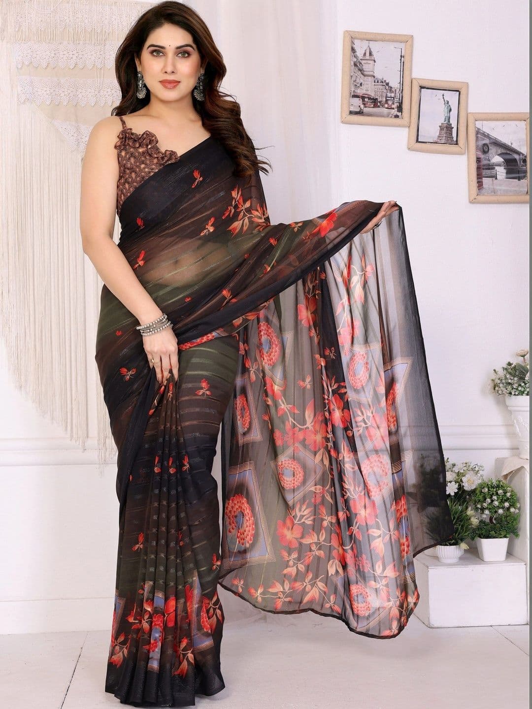 Owee Floral Pure Chiffon Designer Saree thumbnail 3