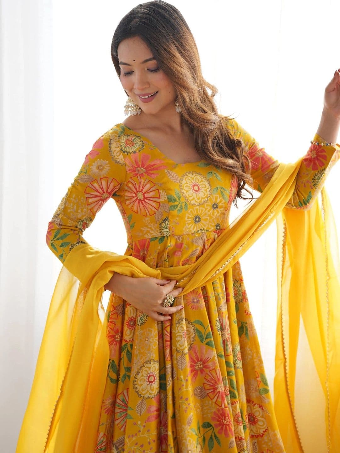 VASTRABELLA Women Floral Printed Empire Chanderi Silk Kurta with Sharara & With Dupatta thumbnail 2