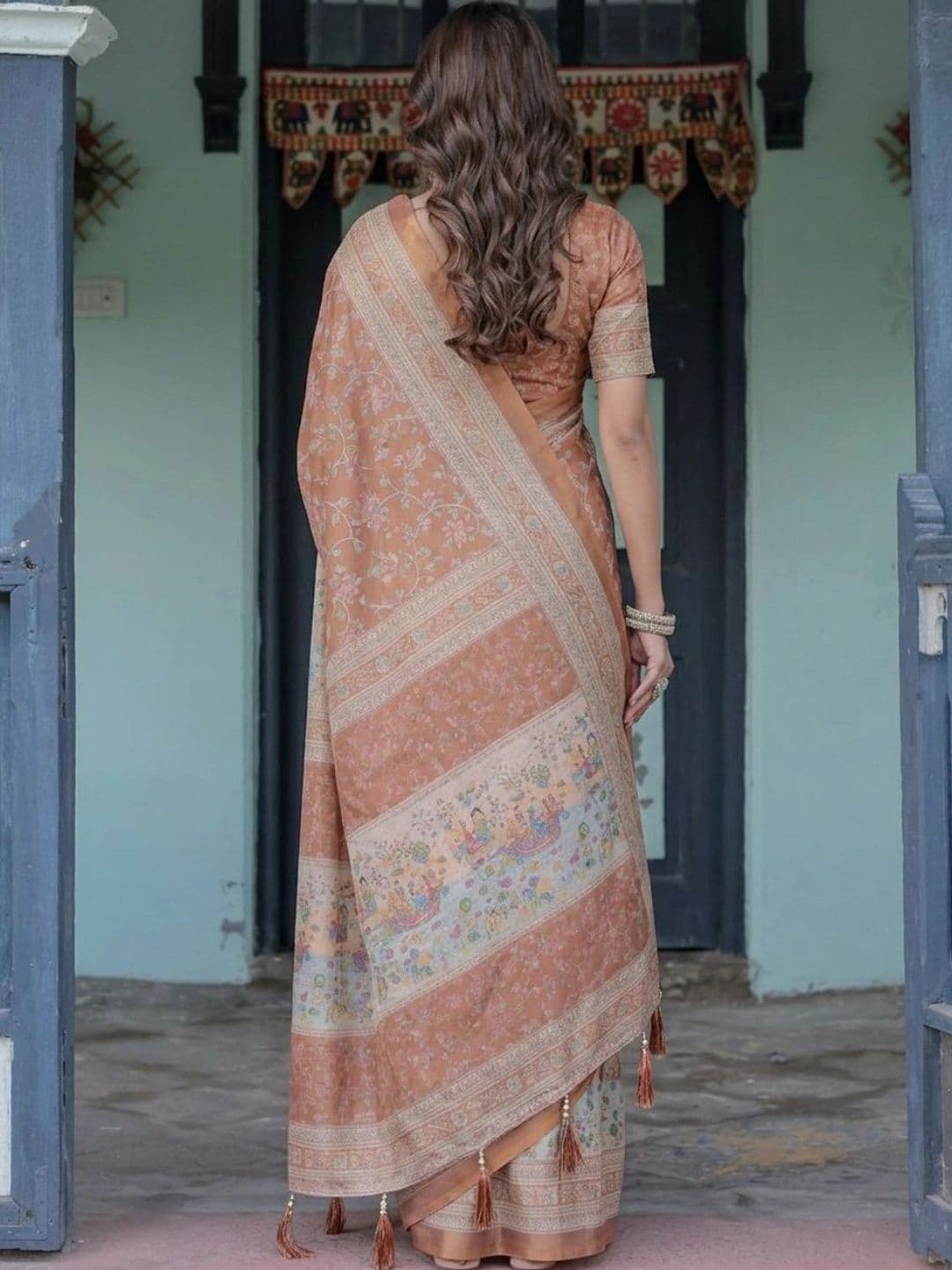 HOUSE OF PRANSHI Floral Linen Blend Jamdani Saree thumbnail 2