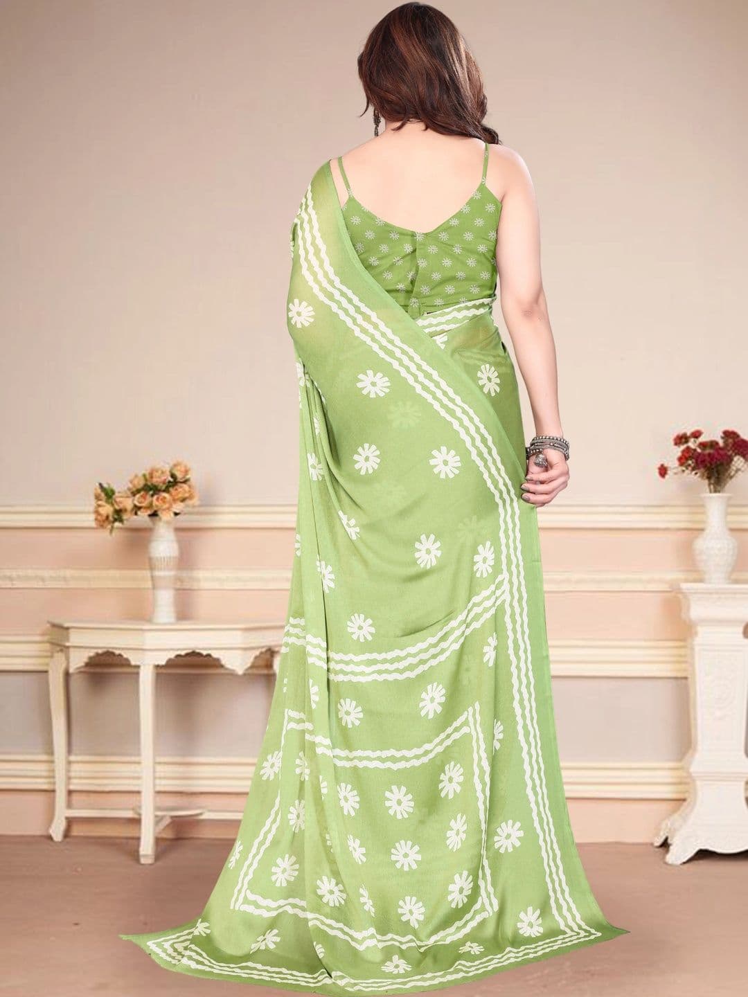 Owee Floral Pure Chiffon Designer Saree thumbnail 5