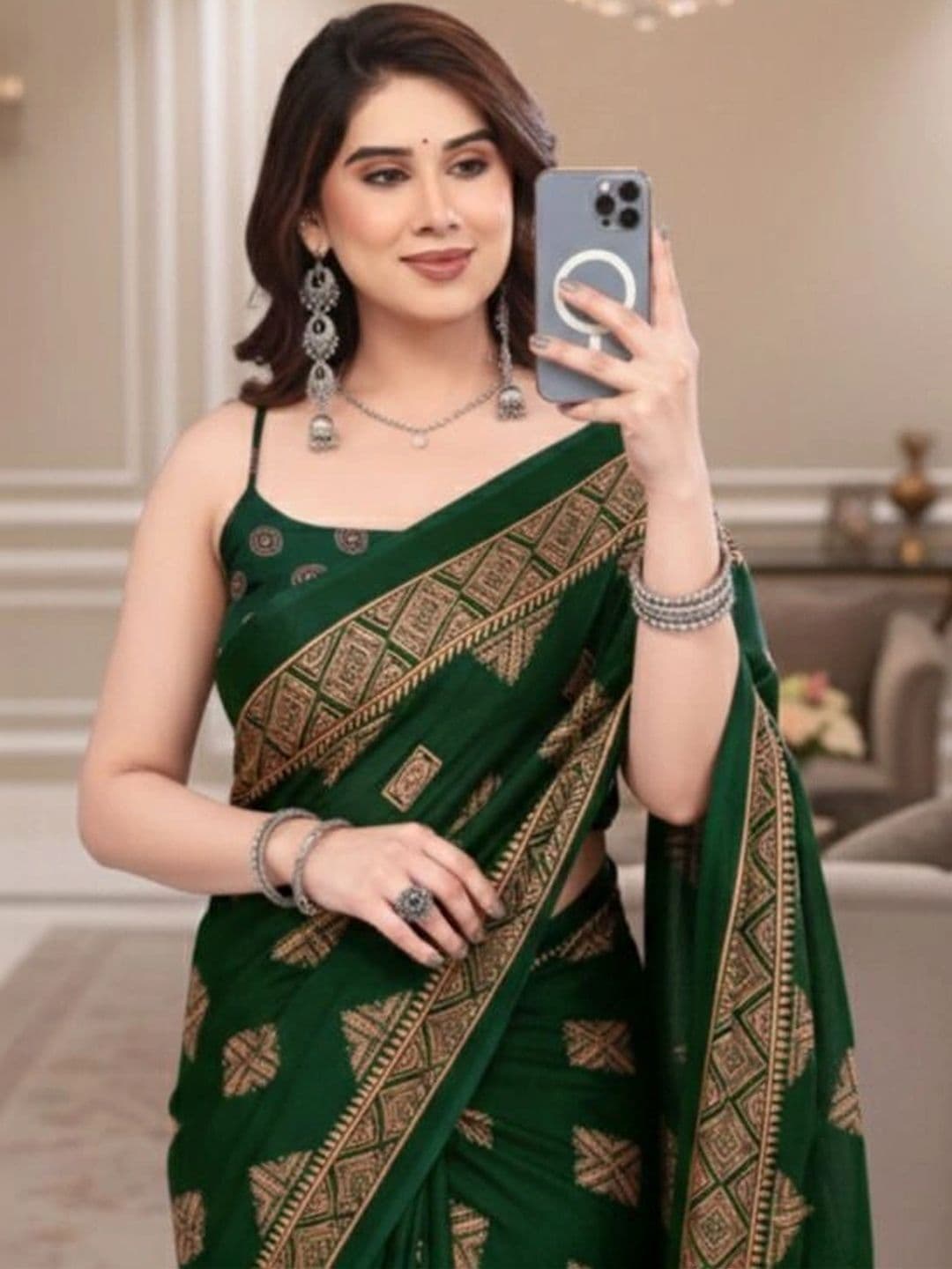 Owee Pure Chiffon Designer Saree thumbnail 3