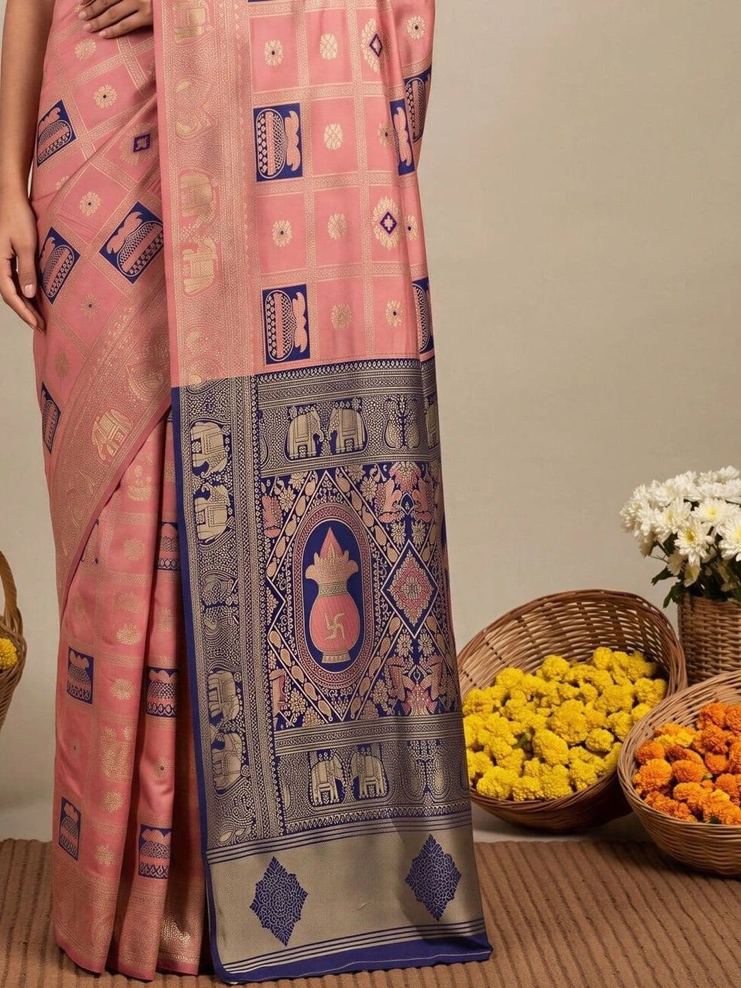 Saree mall Woven Design Zari Silk Blend Designer Banarasi Sarees thumbnail 4
