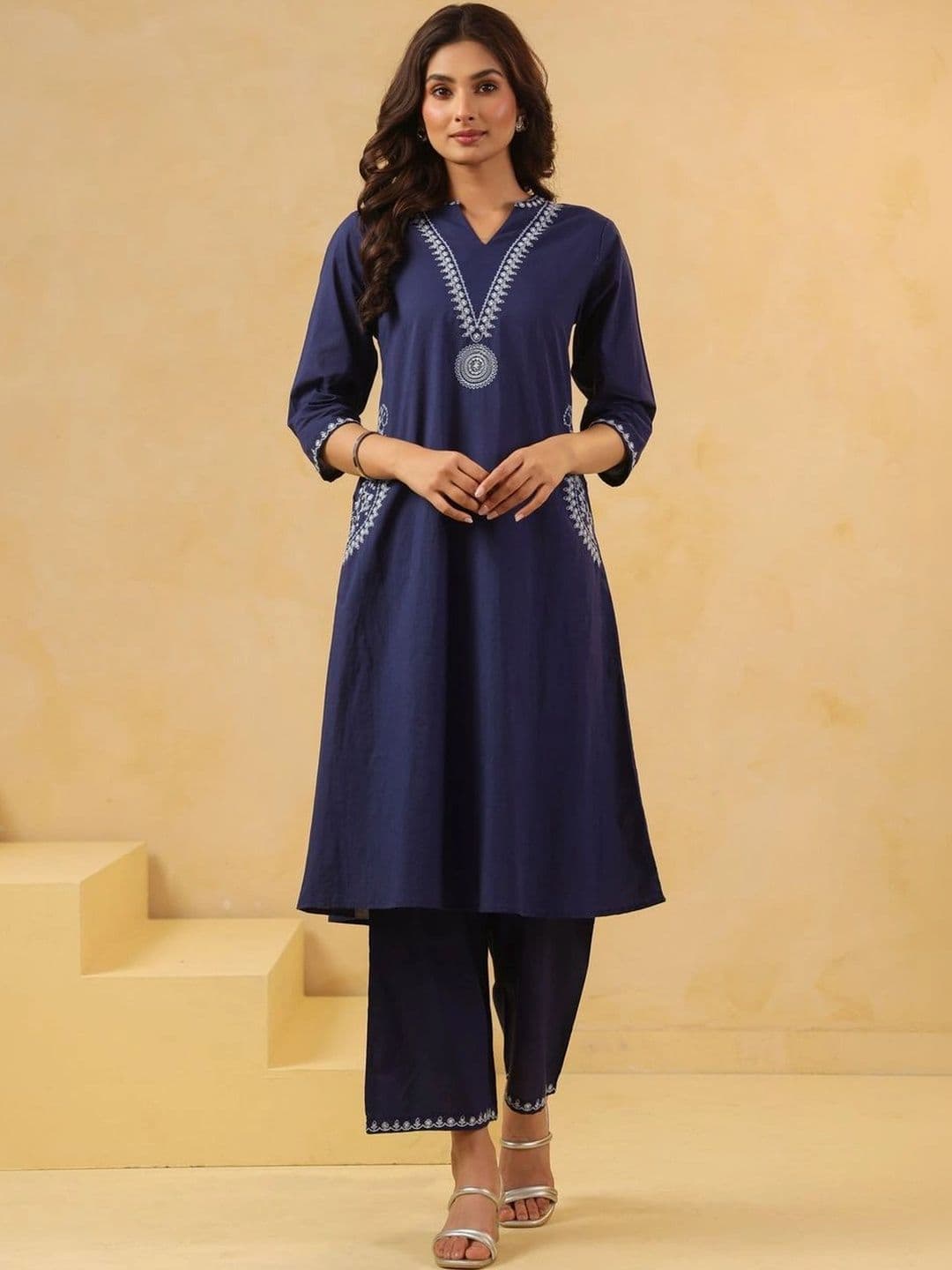 SAVI Women Ethnic Motifs Embroidered Regular Thread Work Pure Cotton Kurta with Trousers - view 1