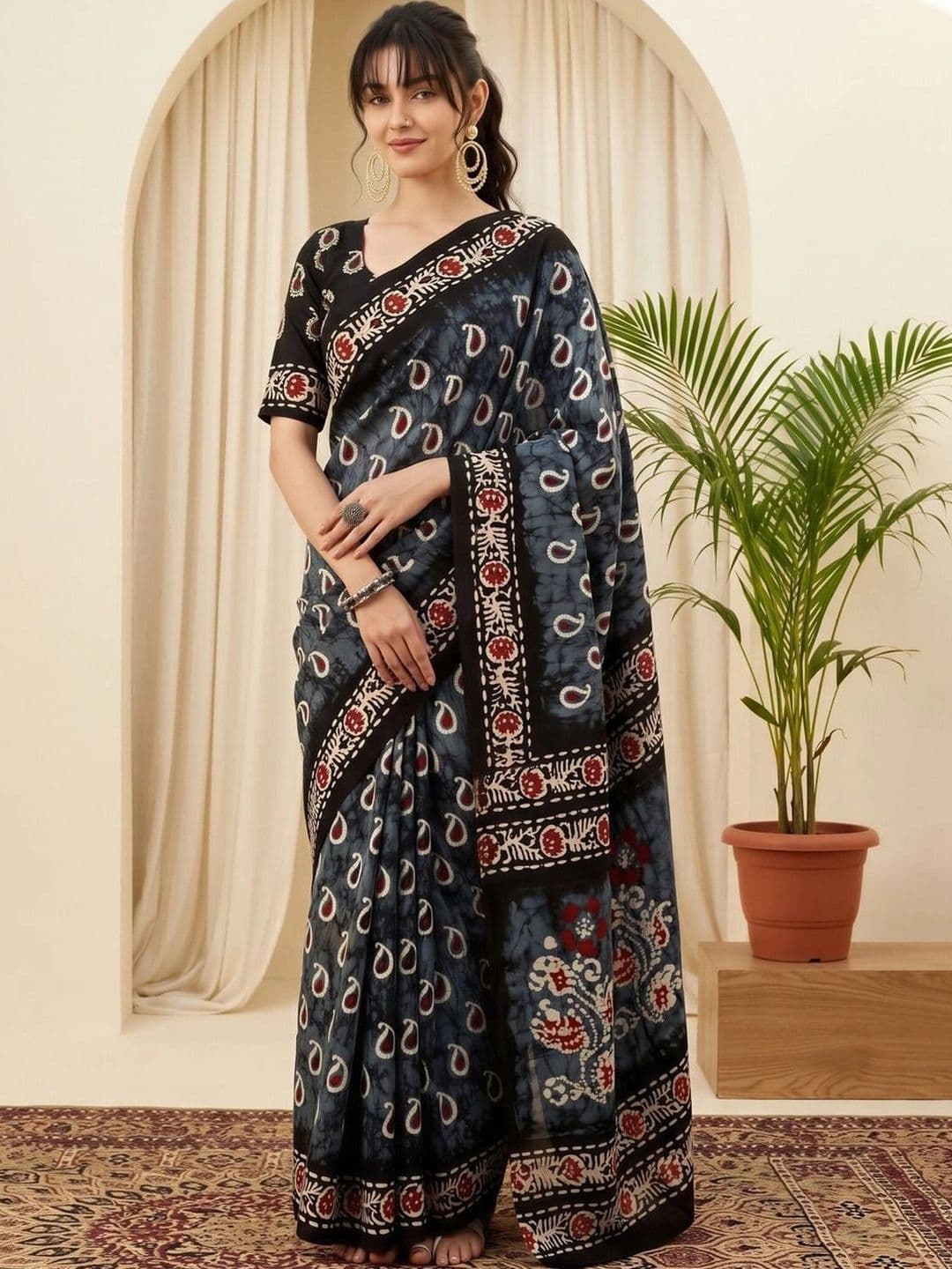 Saree mall Batik Silk Blend Designer Dabu Sarees - view 1